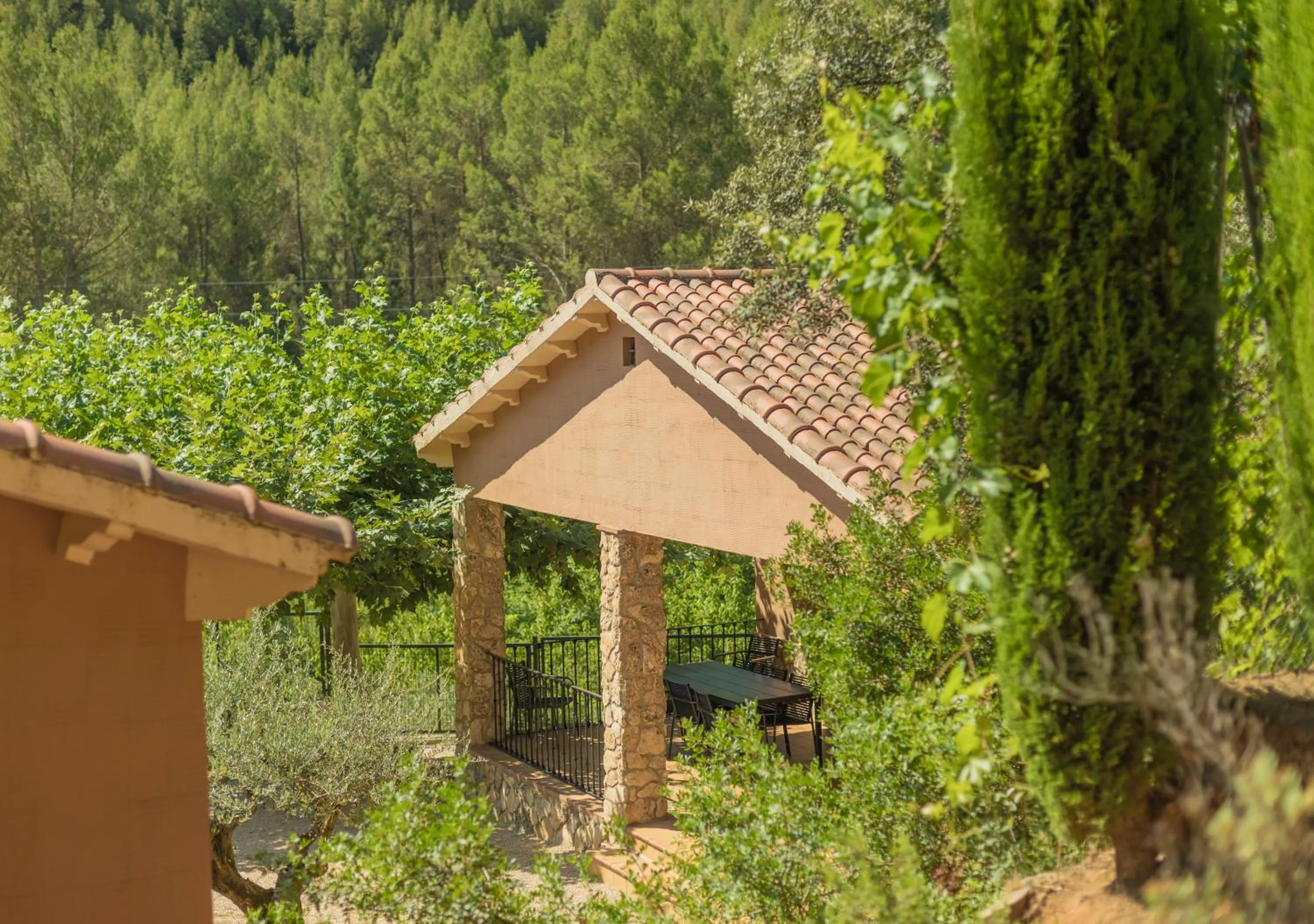 Casas rurales Batan Rio Tus
