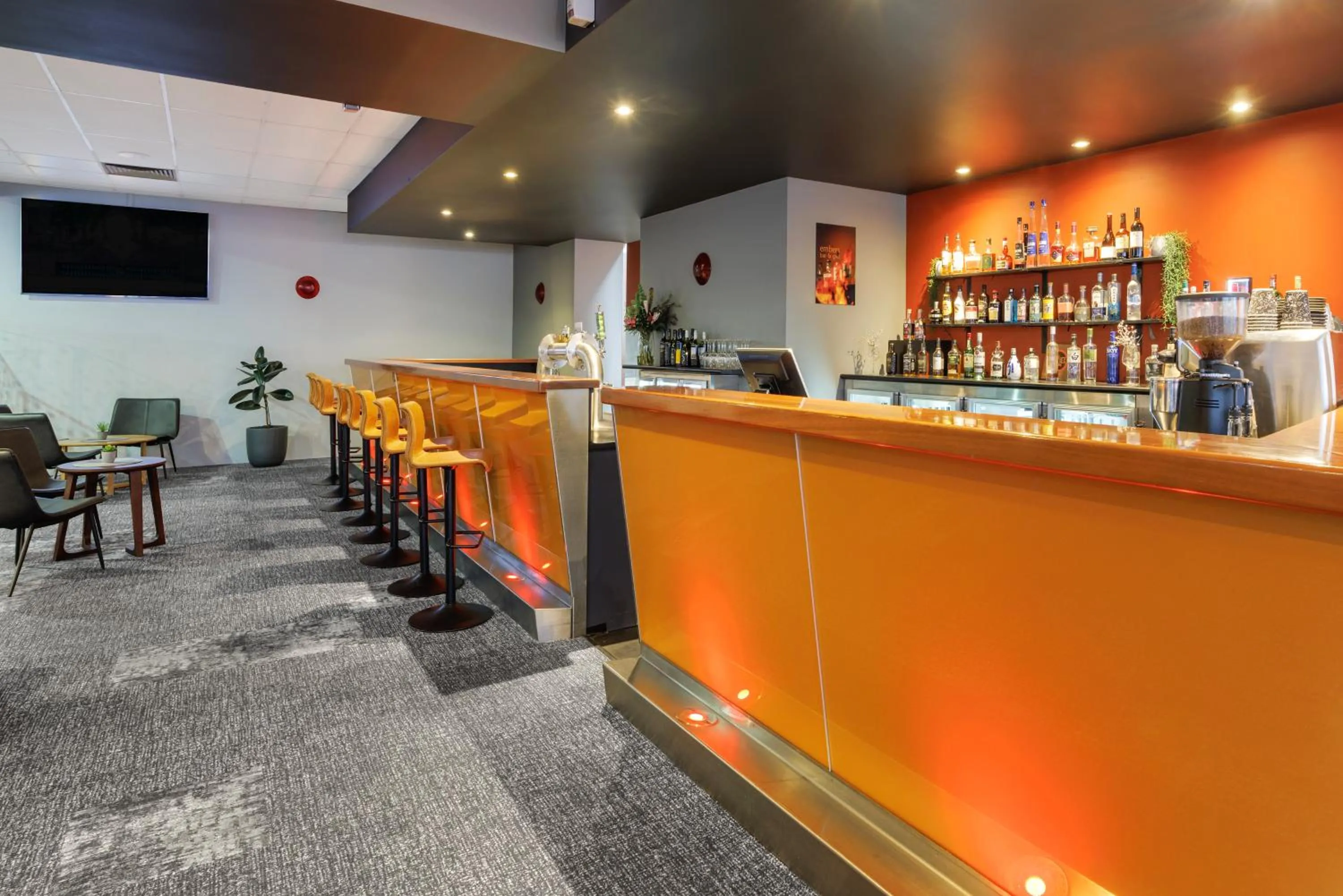 Restaurant/places to eat in Best Western Hobart