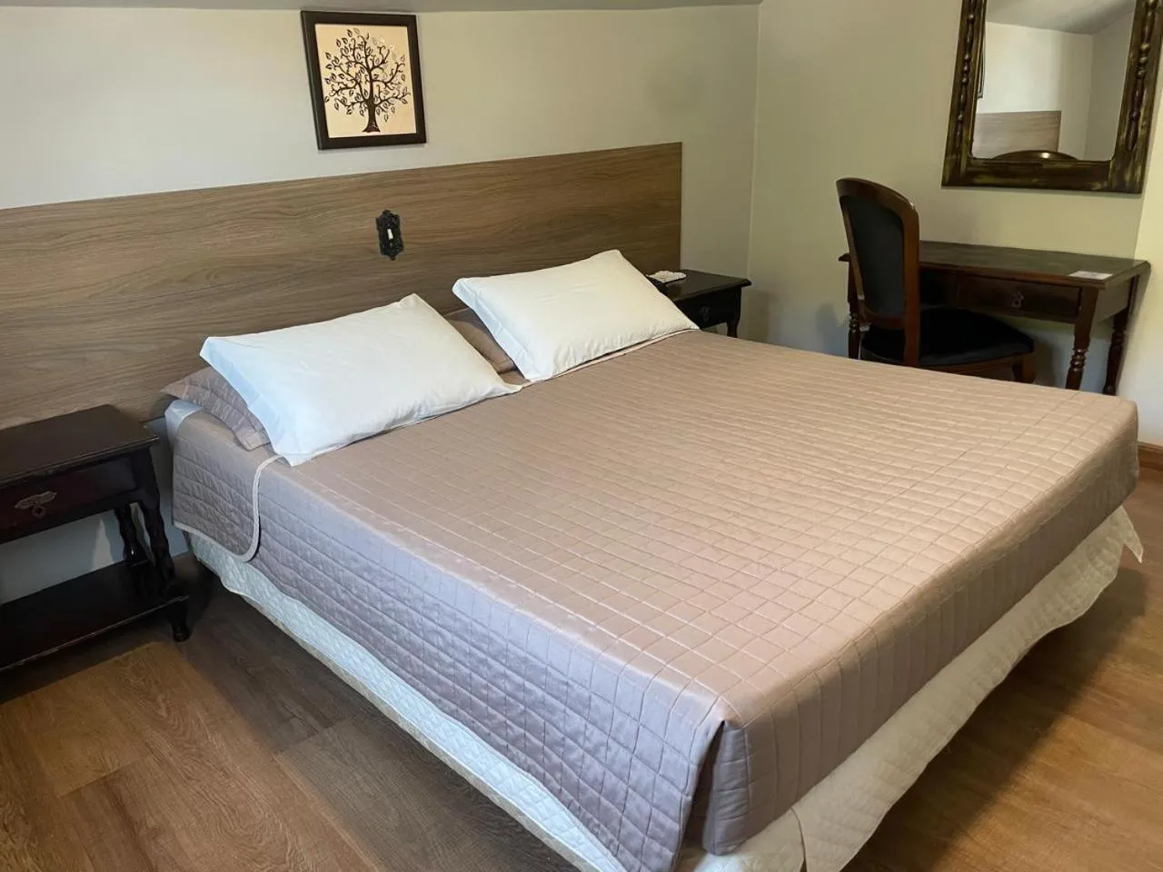 Bed in Hotel Blumenhof