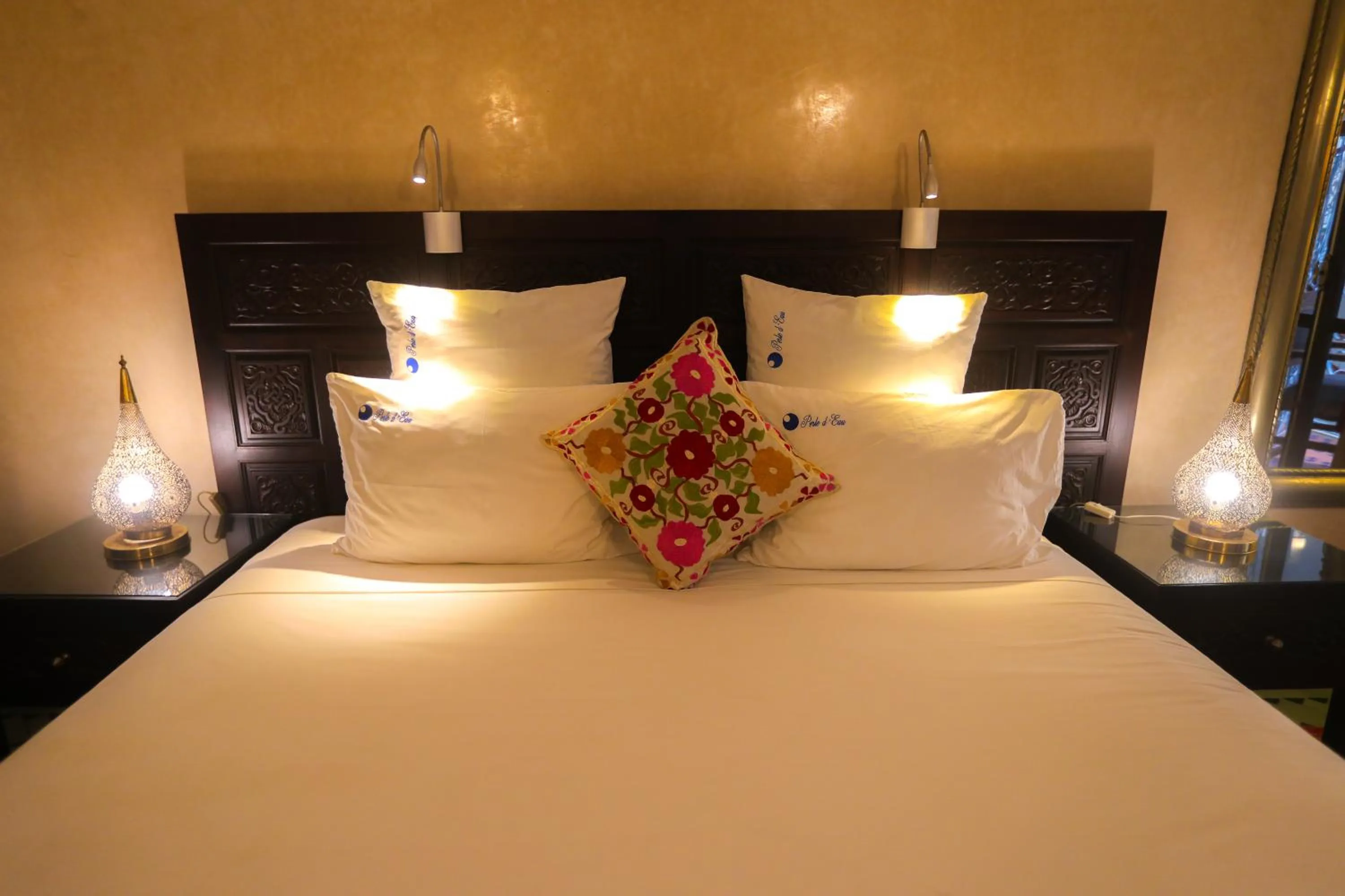 Bed in Riad Perle D'Eau