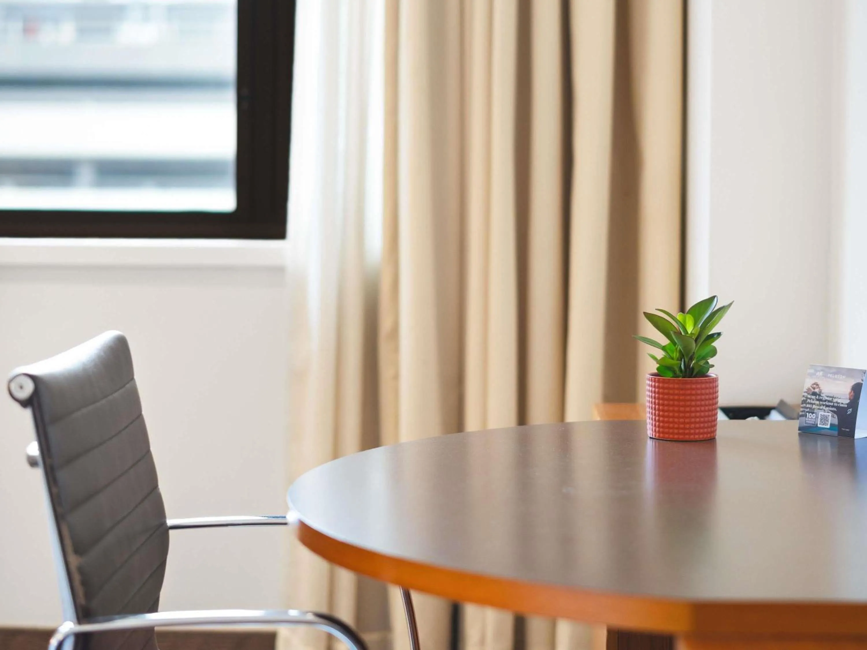 Bedroom in Novotel Canberra