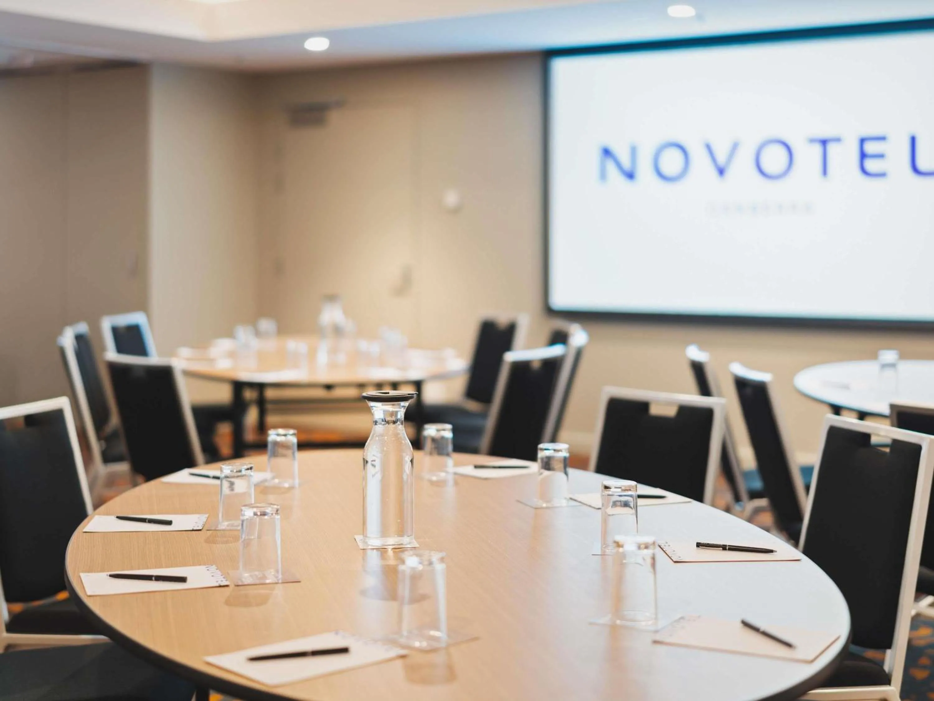 Meeting/conference room in Novotel Canberra