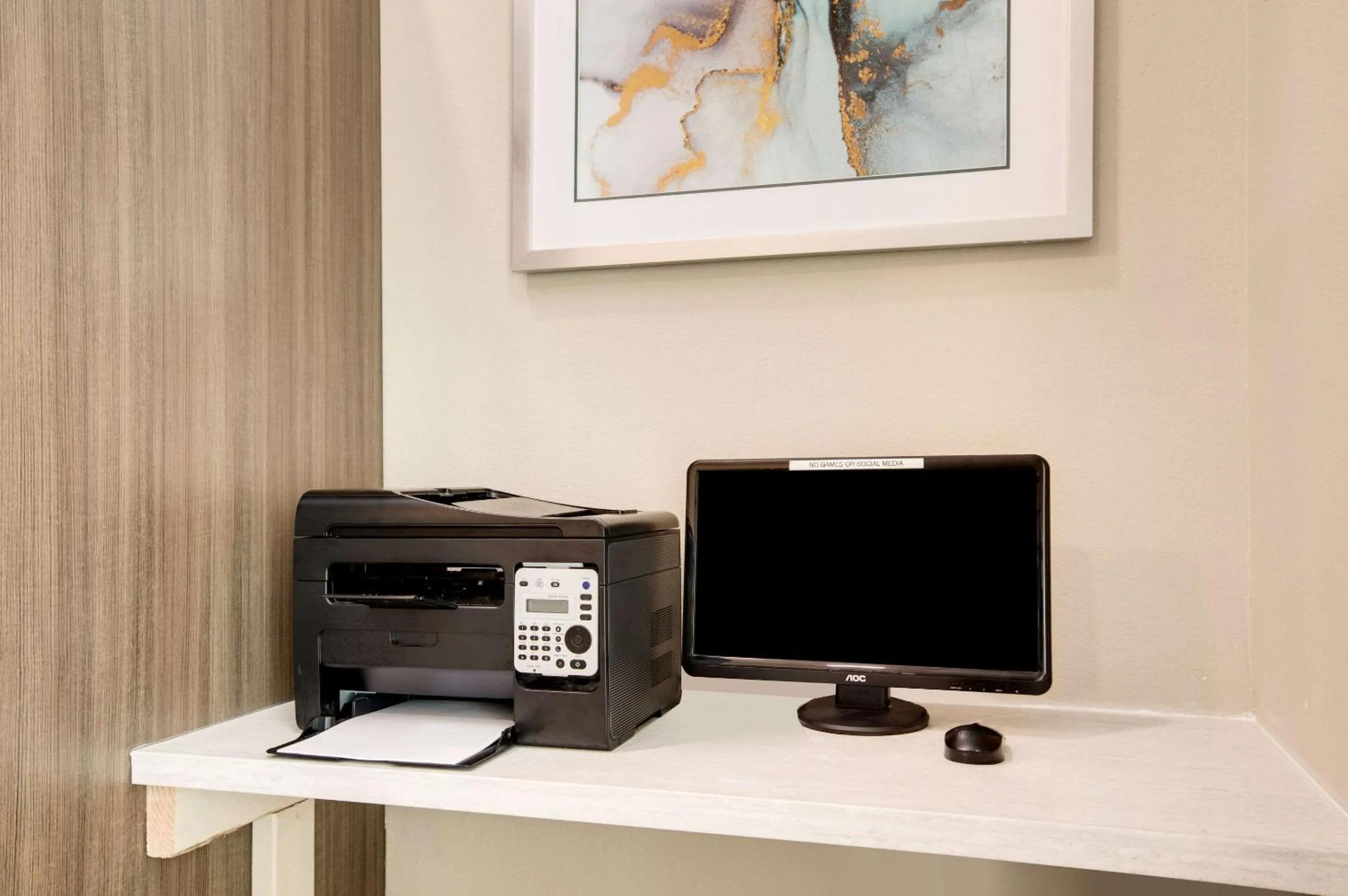 Business facilities in Clarion Pointe Atlanta Airport College Park