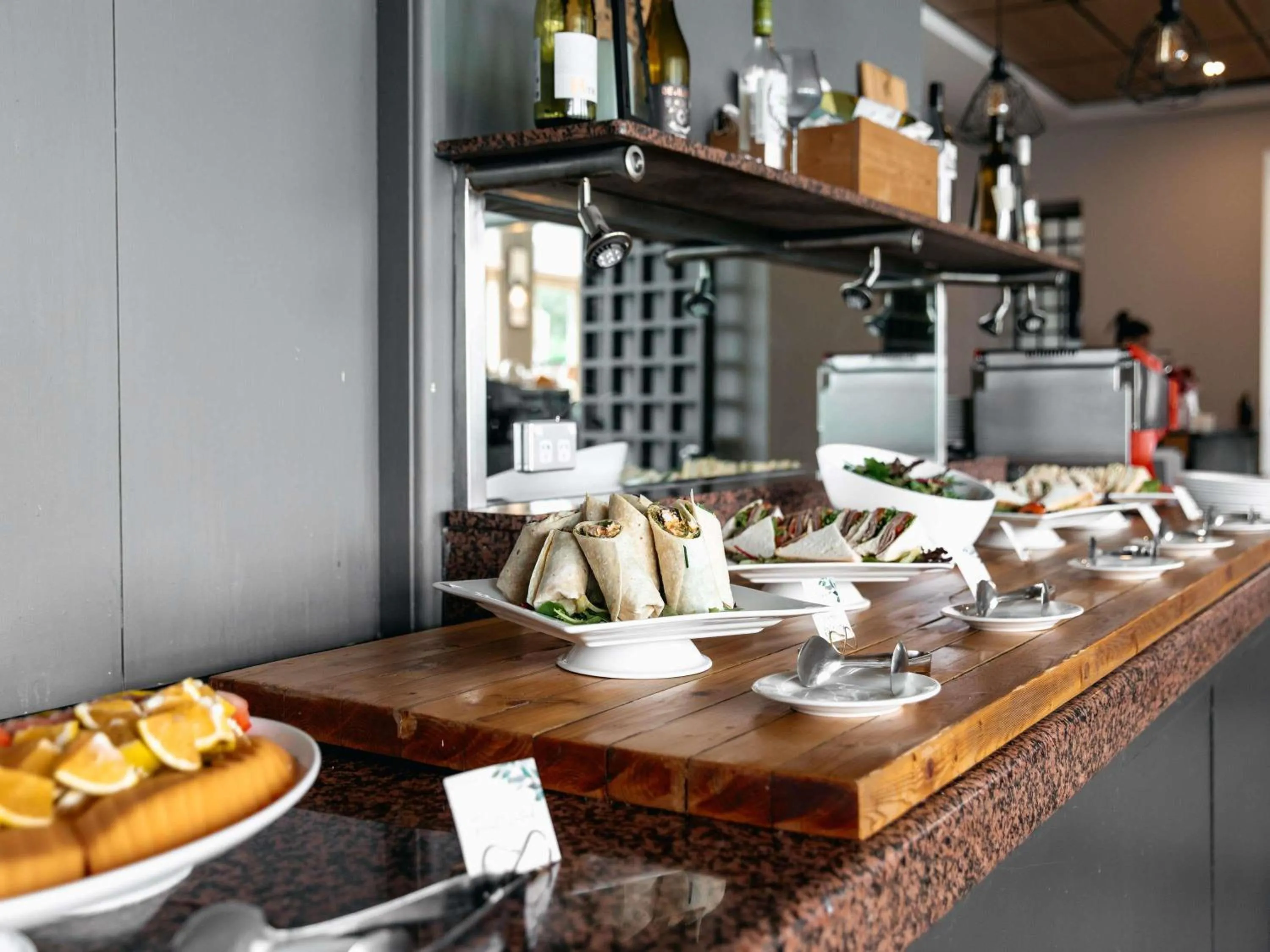 Restaurant/places to eat in Mercure Sydney Parramatta