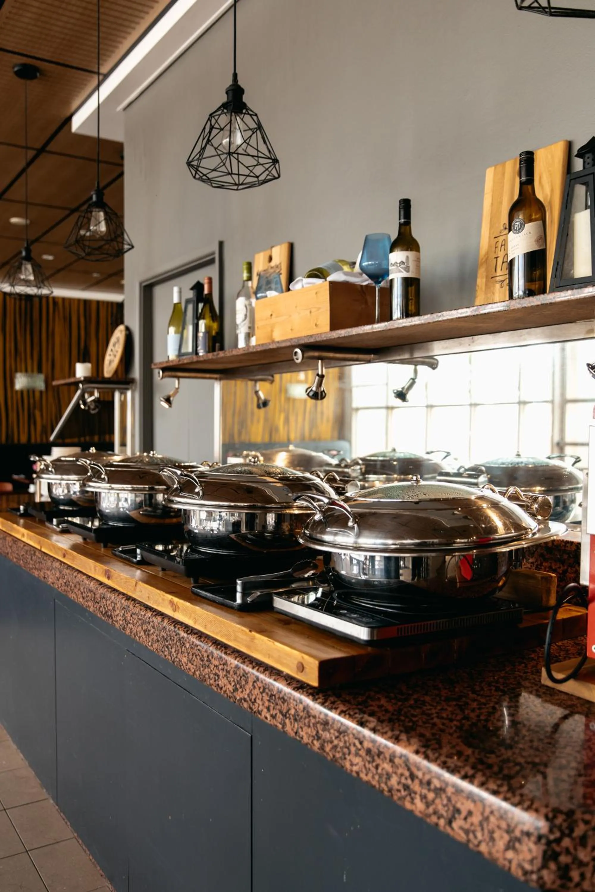 Restaurant/places to eat in Mercure Sydney Parramatta