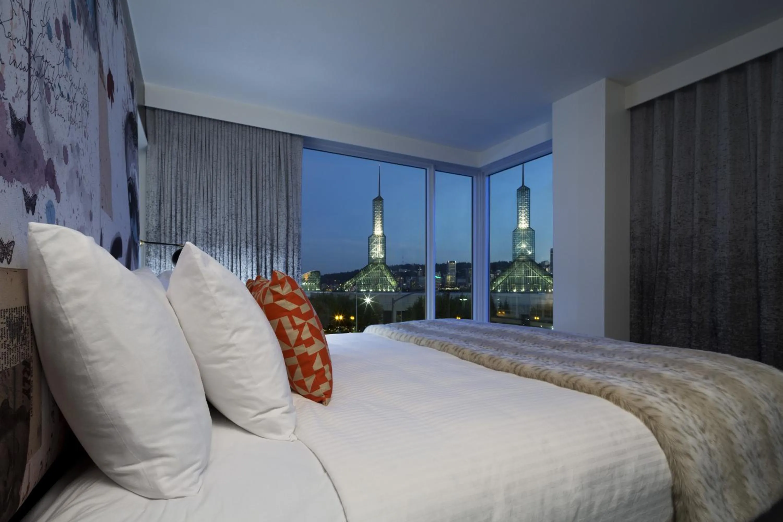 View (from property/room), Bed in Hotel Eastlund - Best Western Premier Collection