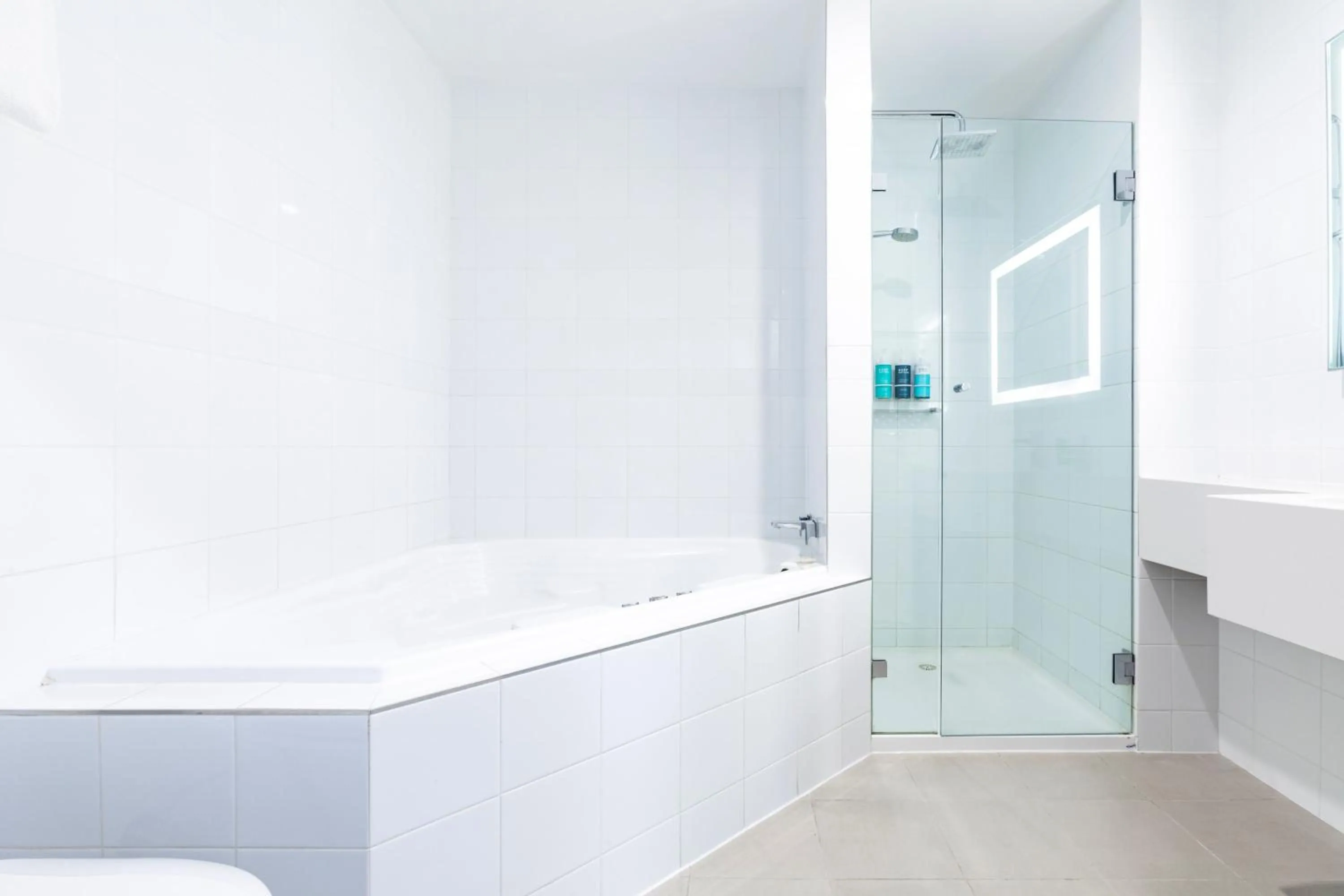 Bathroom in Novotel Melbourne Glen Waverley