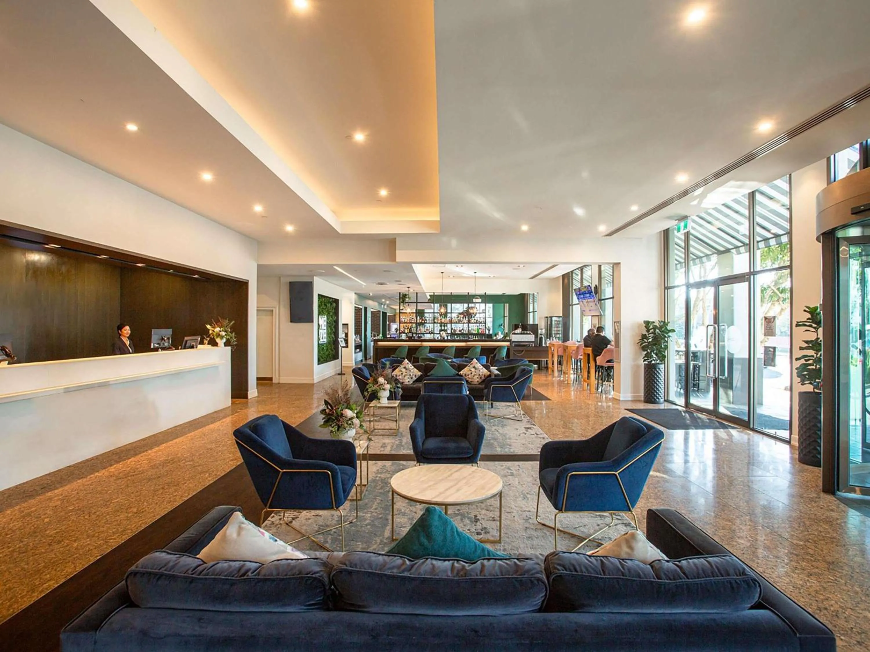 Property building in Novotel Melbourne Glen Waverley