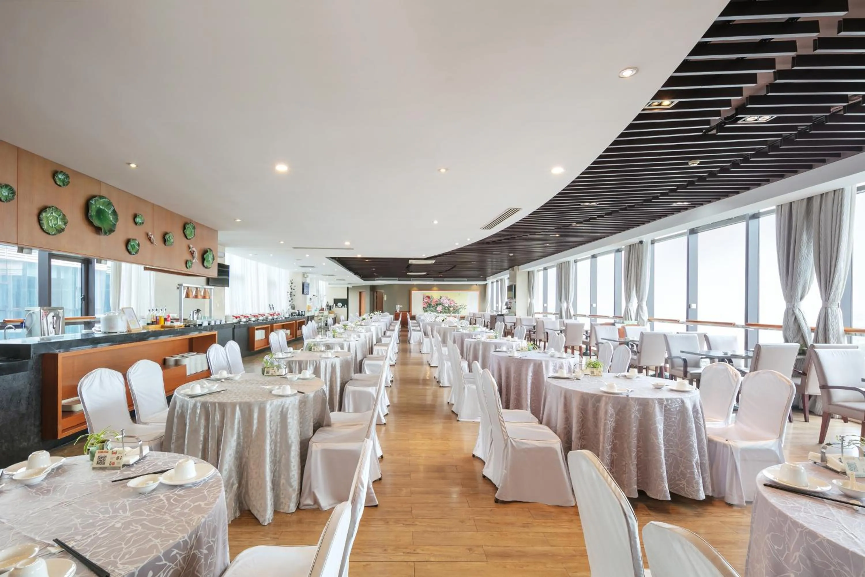 Restaurant/places to eat in Landison Airport Hotel Hangzhou