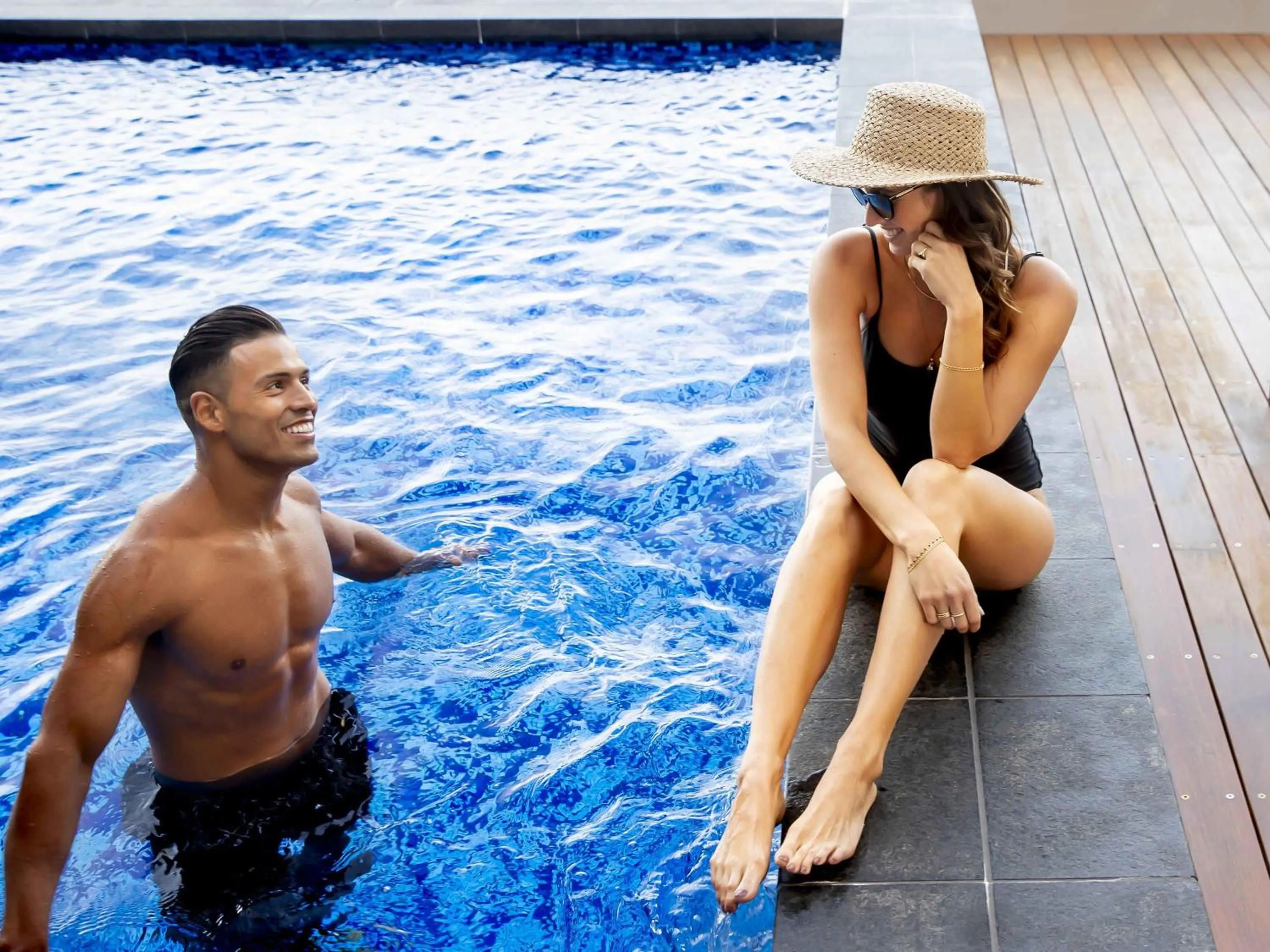 Pool view in Novotel Sydney International Airport