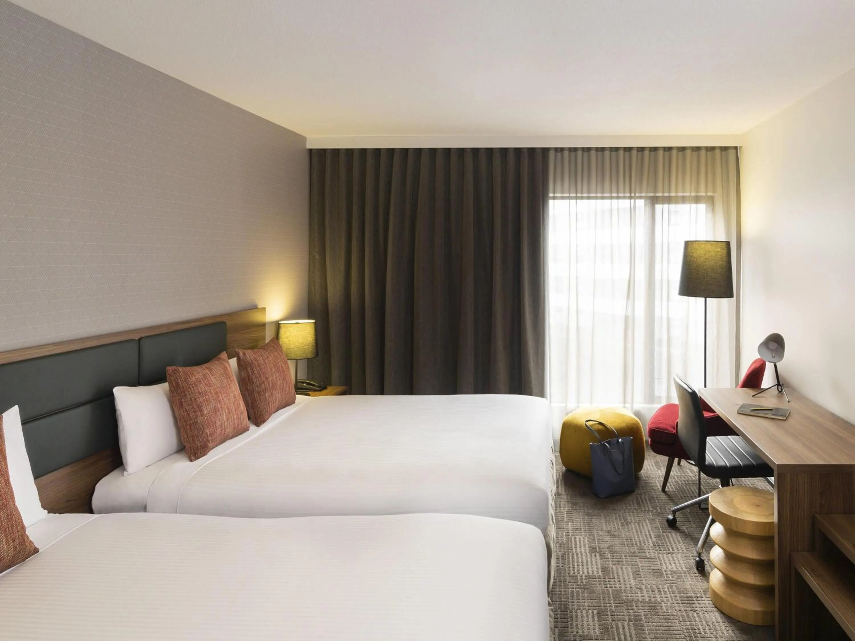 Bedroom, Bed in Novotel Sydney International Airport