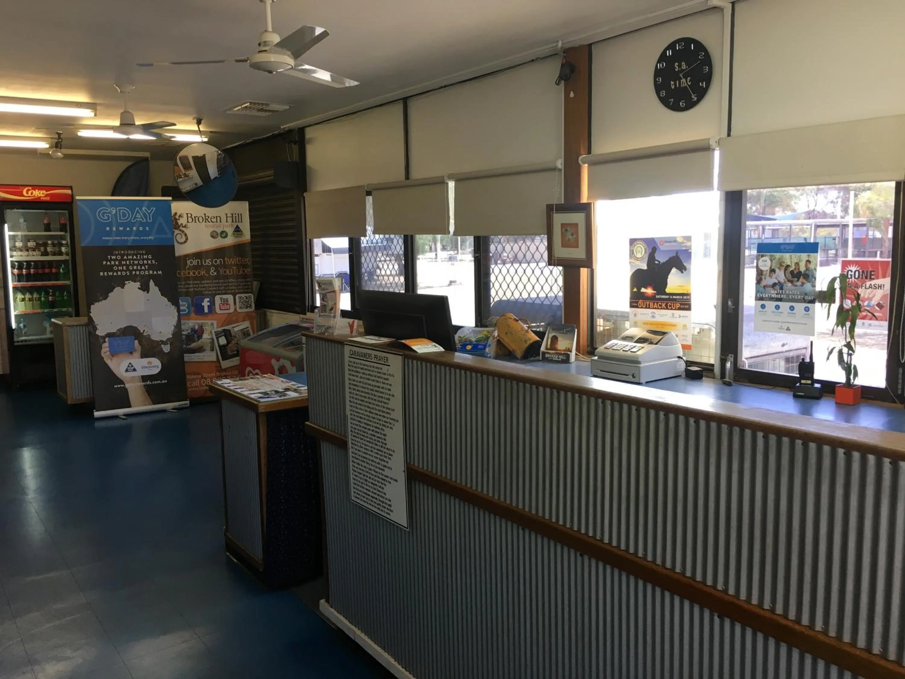 Breakfast in Broken Hill Tourist Park