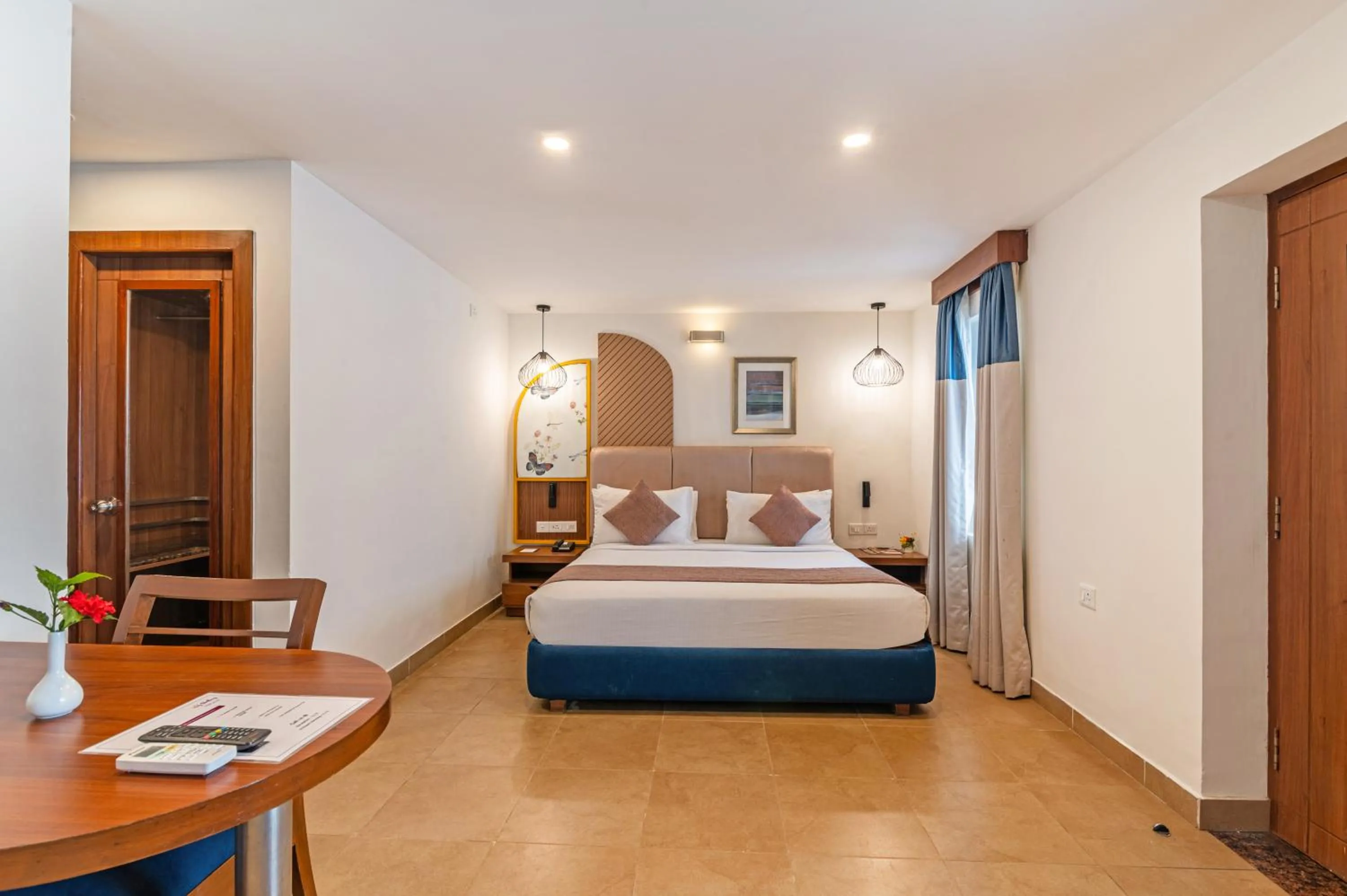 Bedroom, Bed in Sterling Yercaud