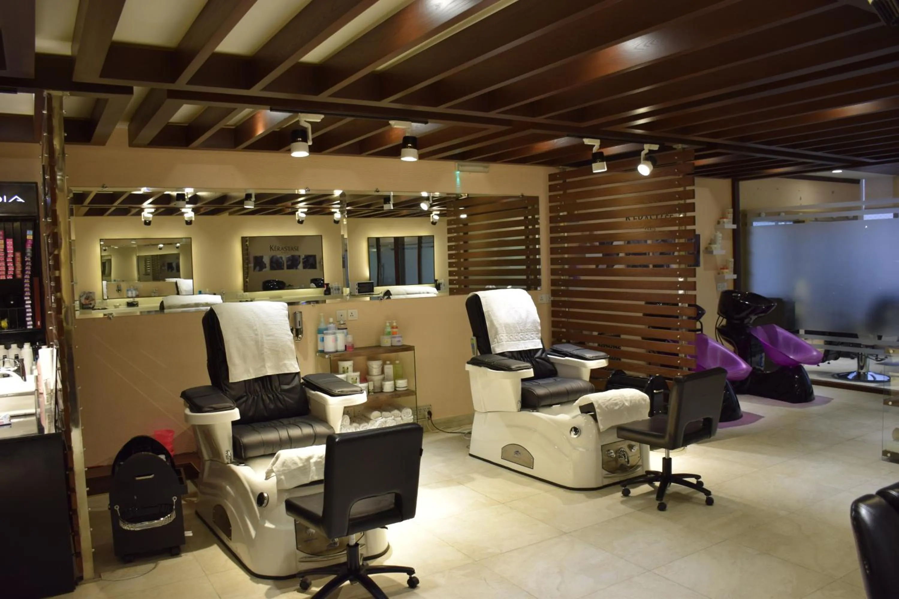 Massage in Defence Raya Golf & Country Club