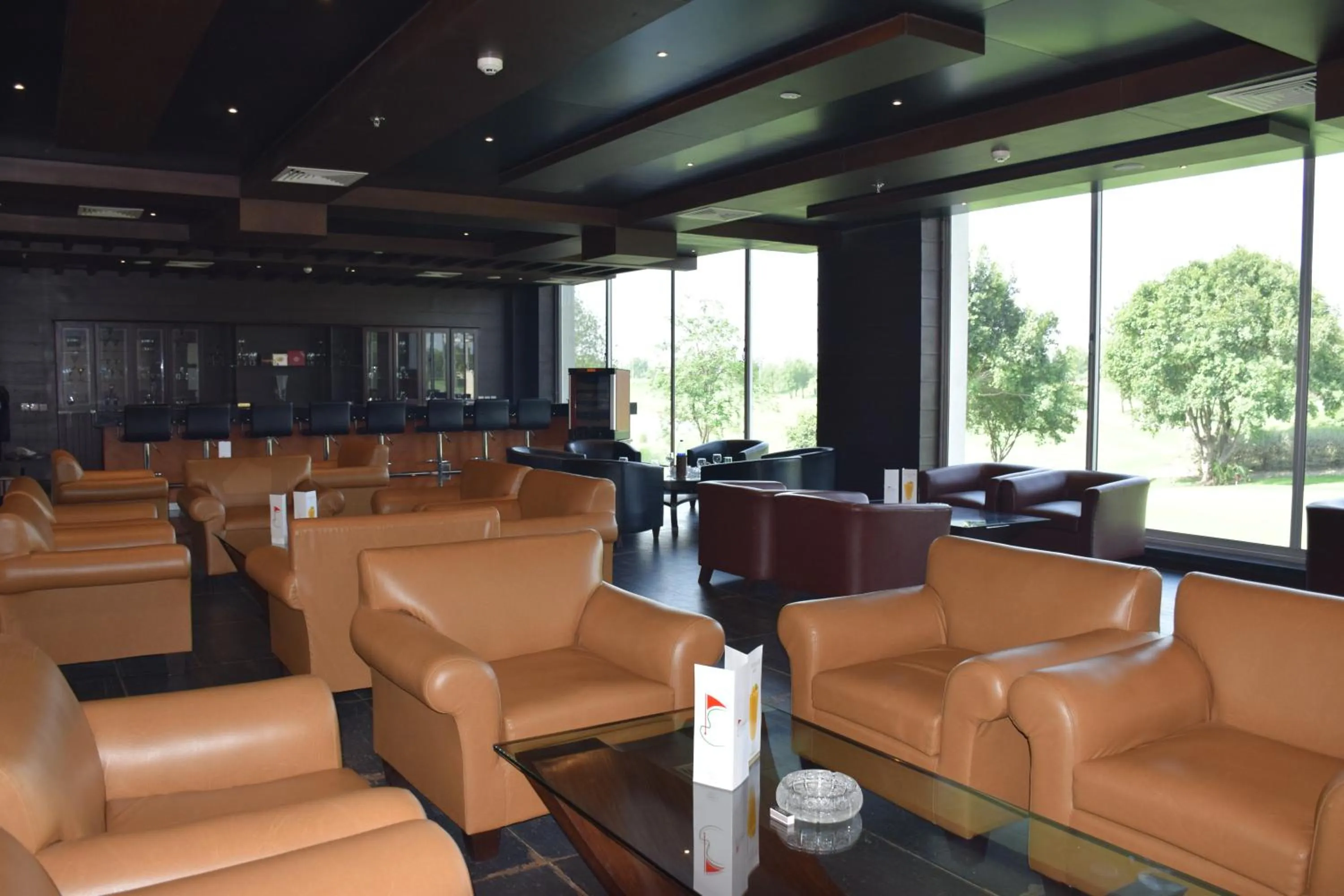 Restaurant/places to eat in Defence Raya Golf & Country Club