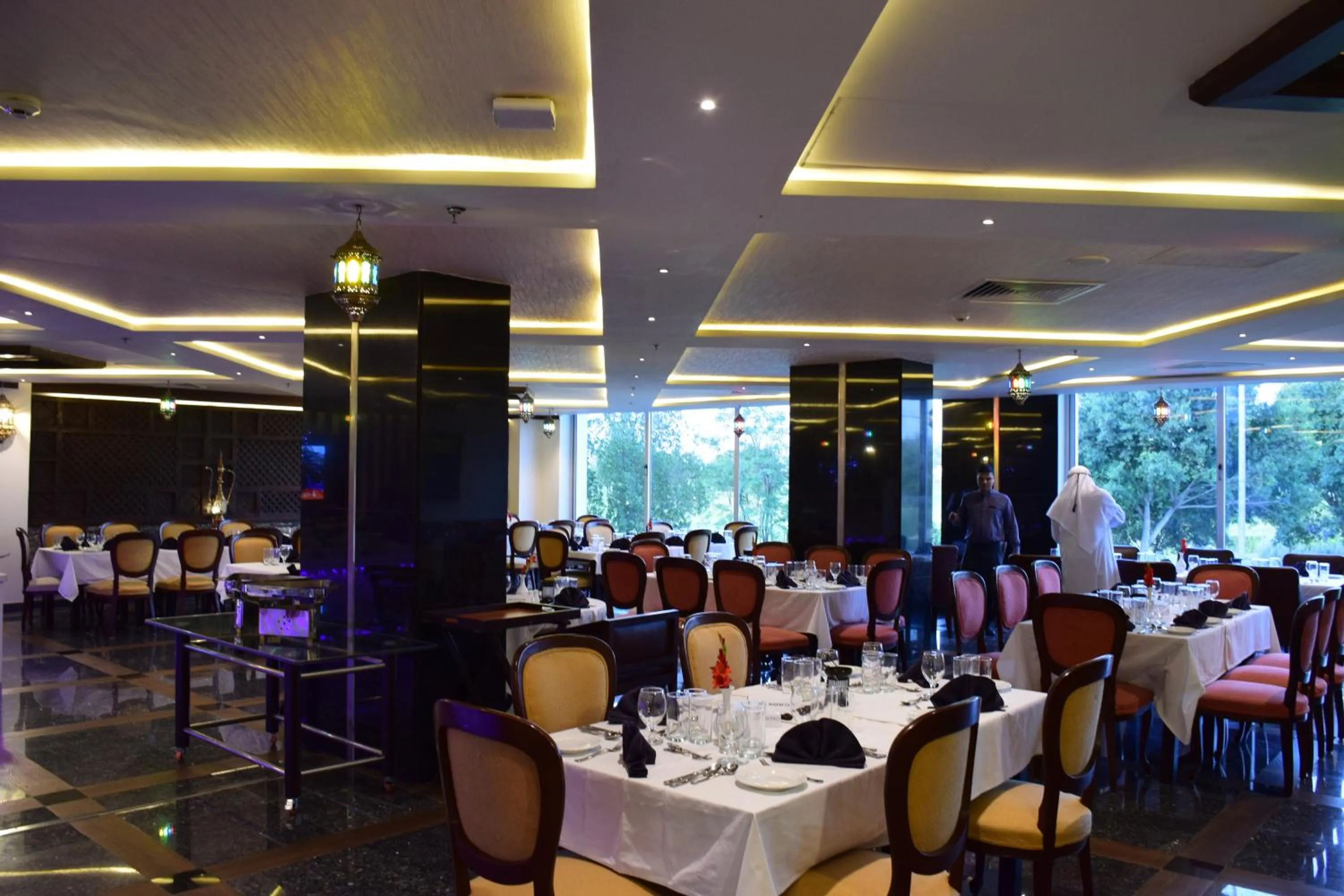 Restaurant/places to eat in Defence Raya Golf & Country Club