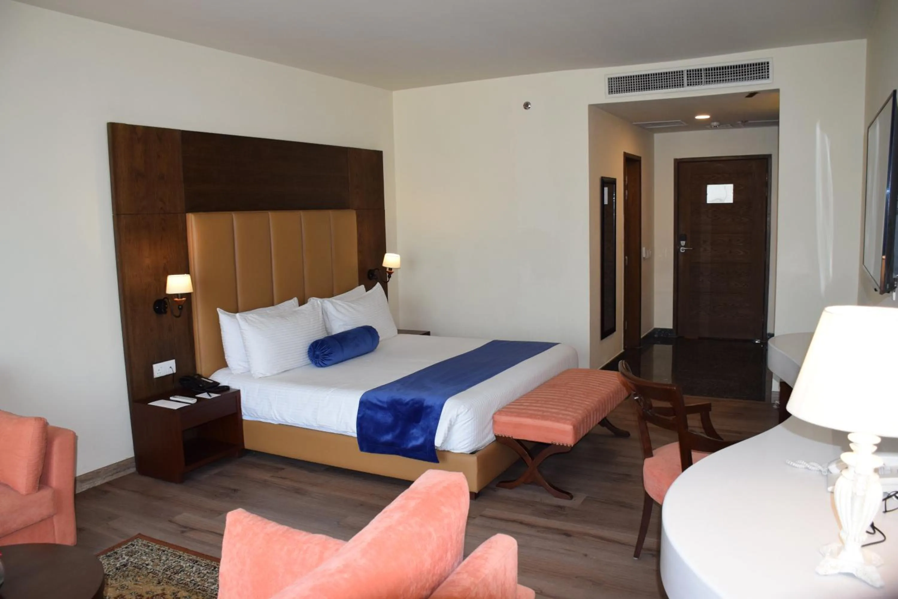 Bedroom, Bed in Defence Raya Golf & Country Club