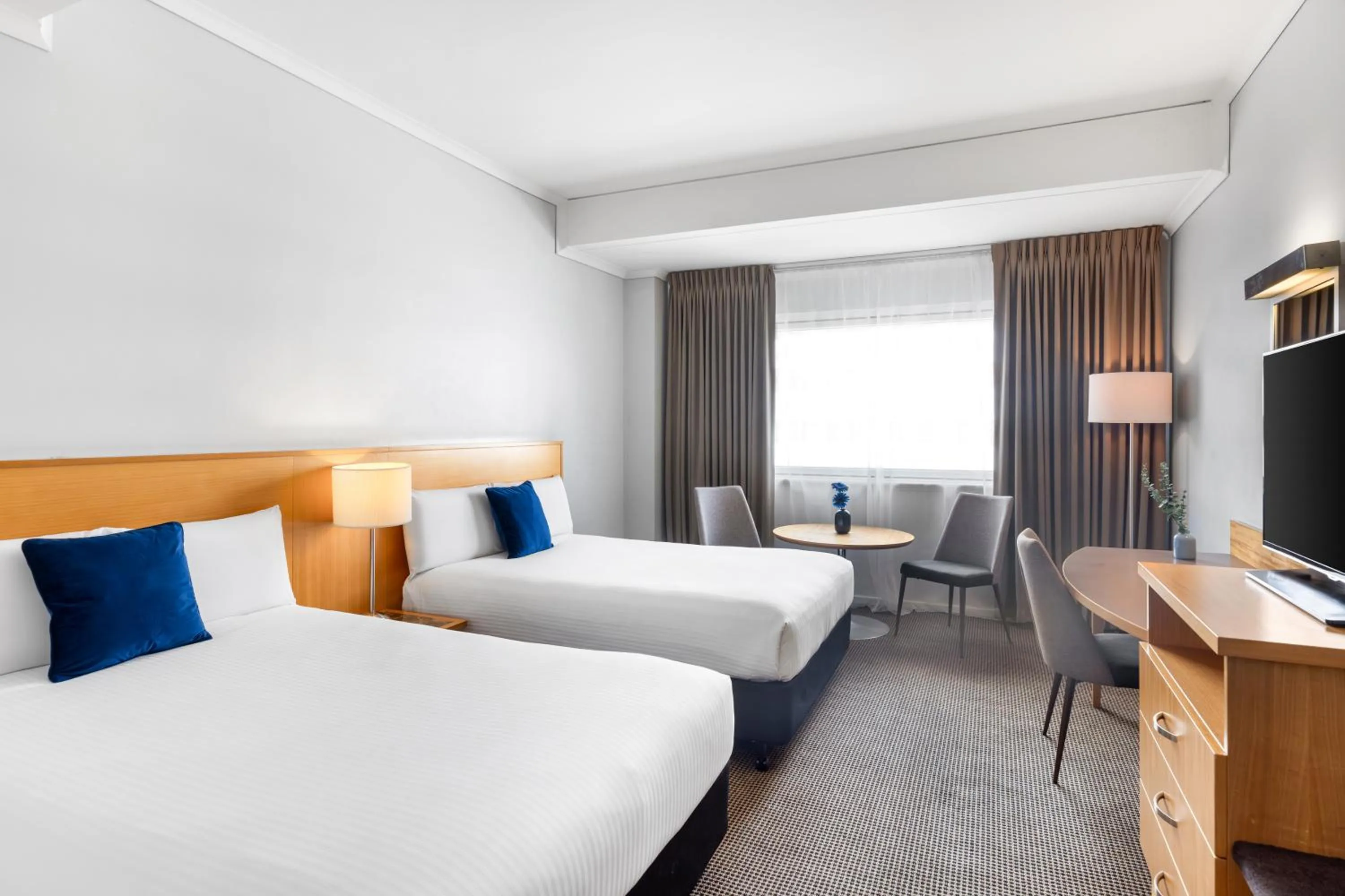 Bedroom, Bed in Novotel Perth Langley