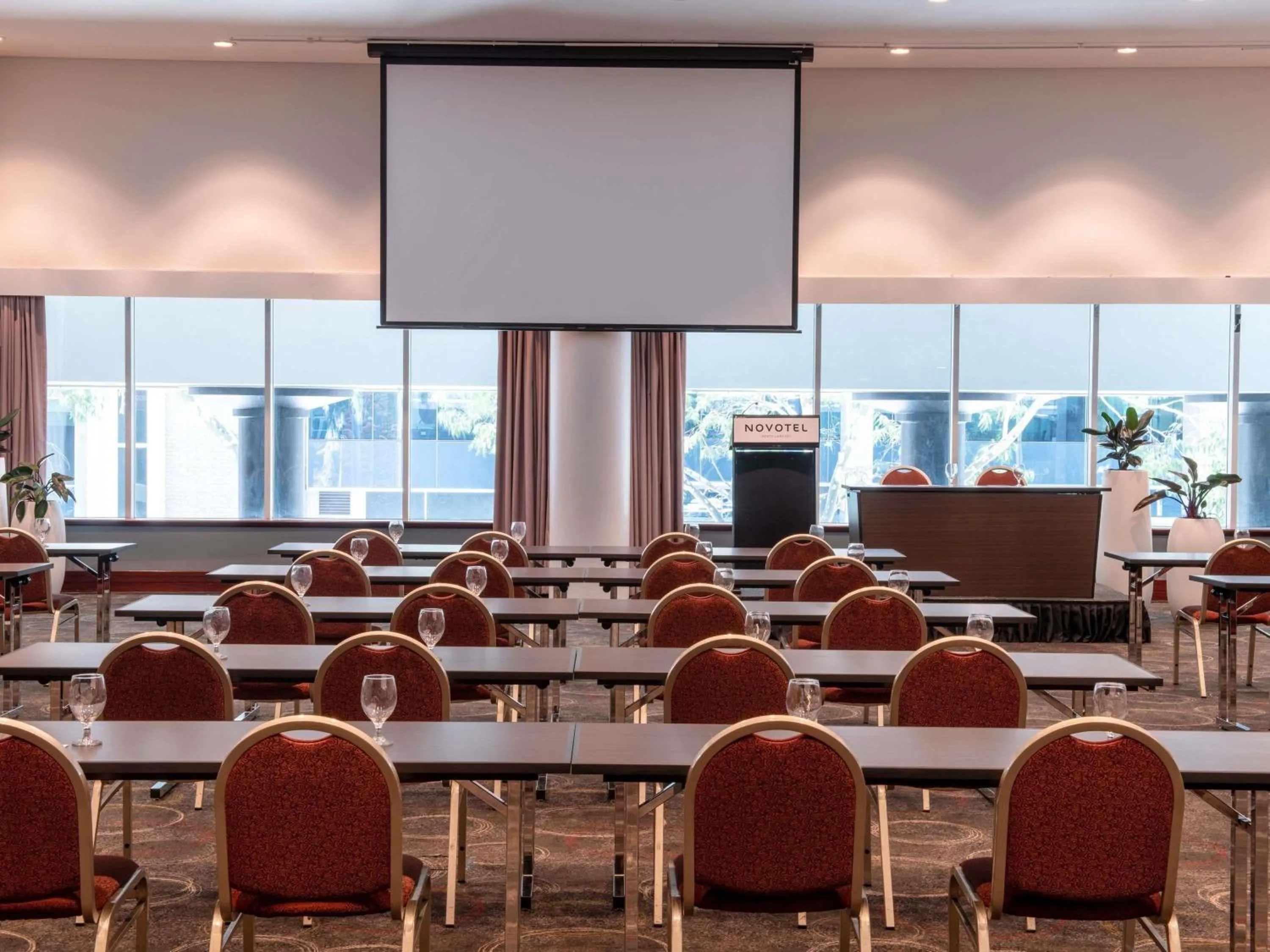 Meeting/conference room in Novotel Perth Langley