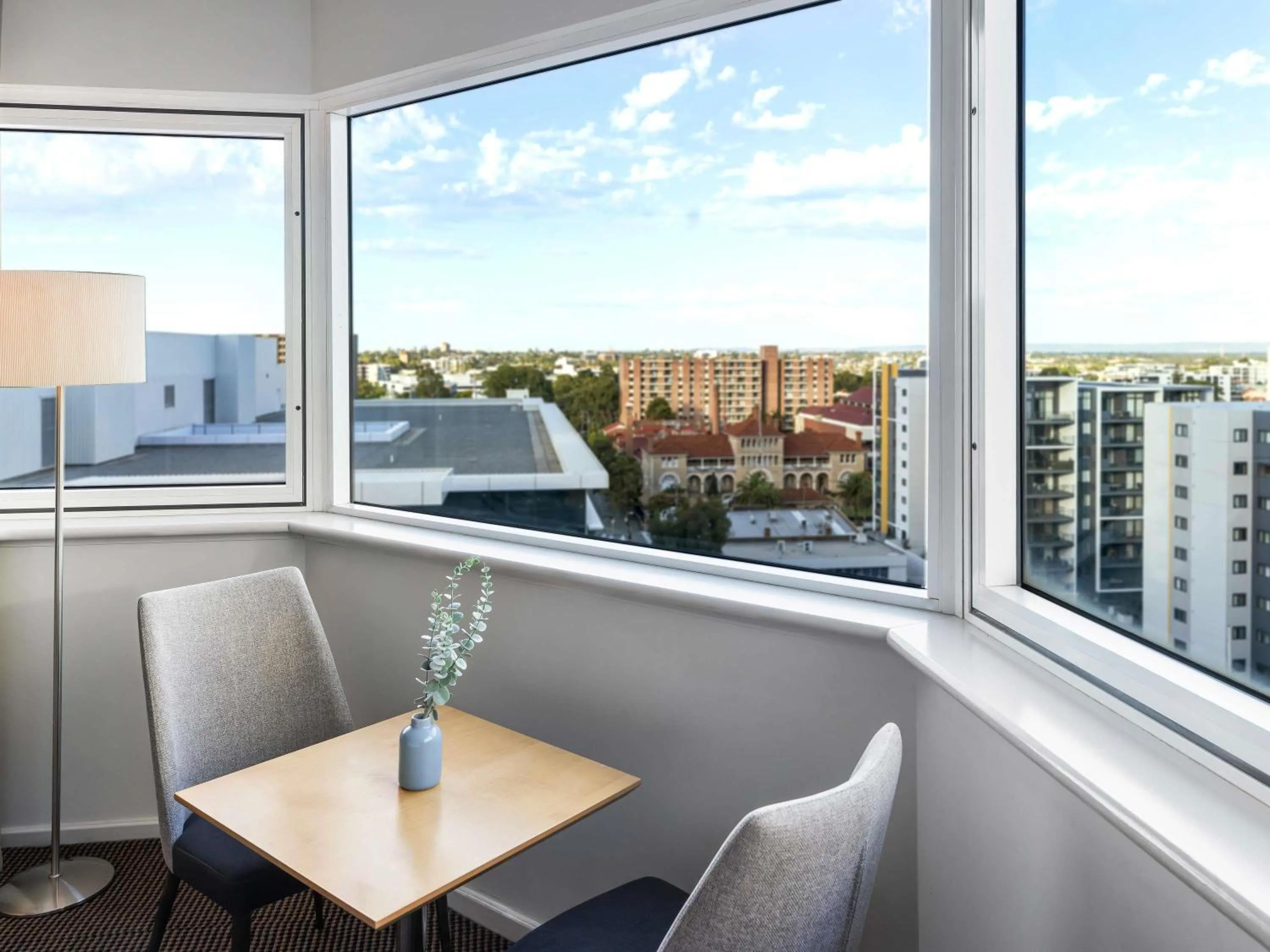 Bedroom in Novotel Perth Langley