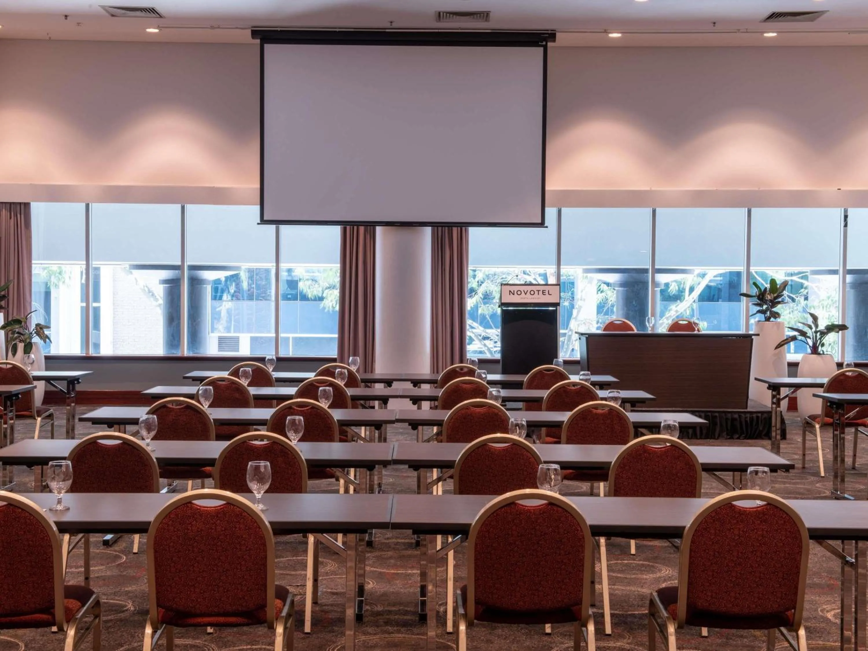 Meeting/conference room in Novotel Perth Langley