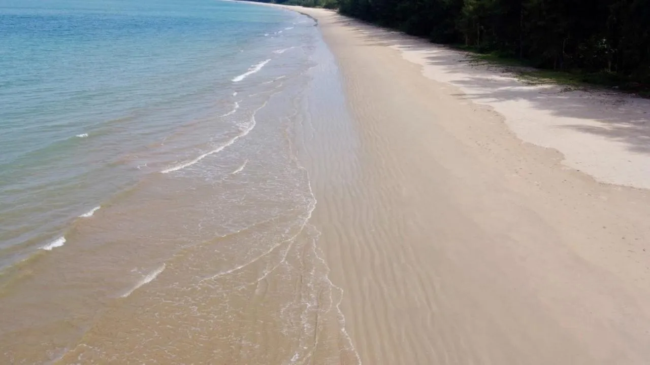 Beach in Cousin Koh Kho Khao Beach
