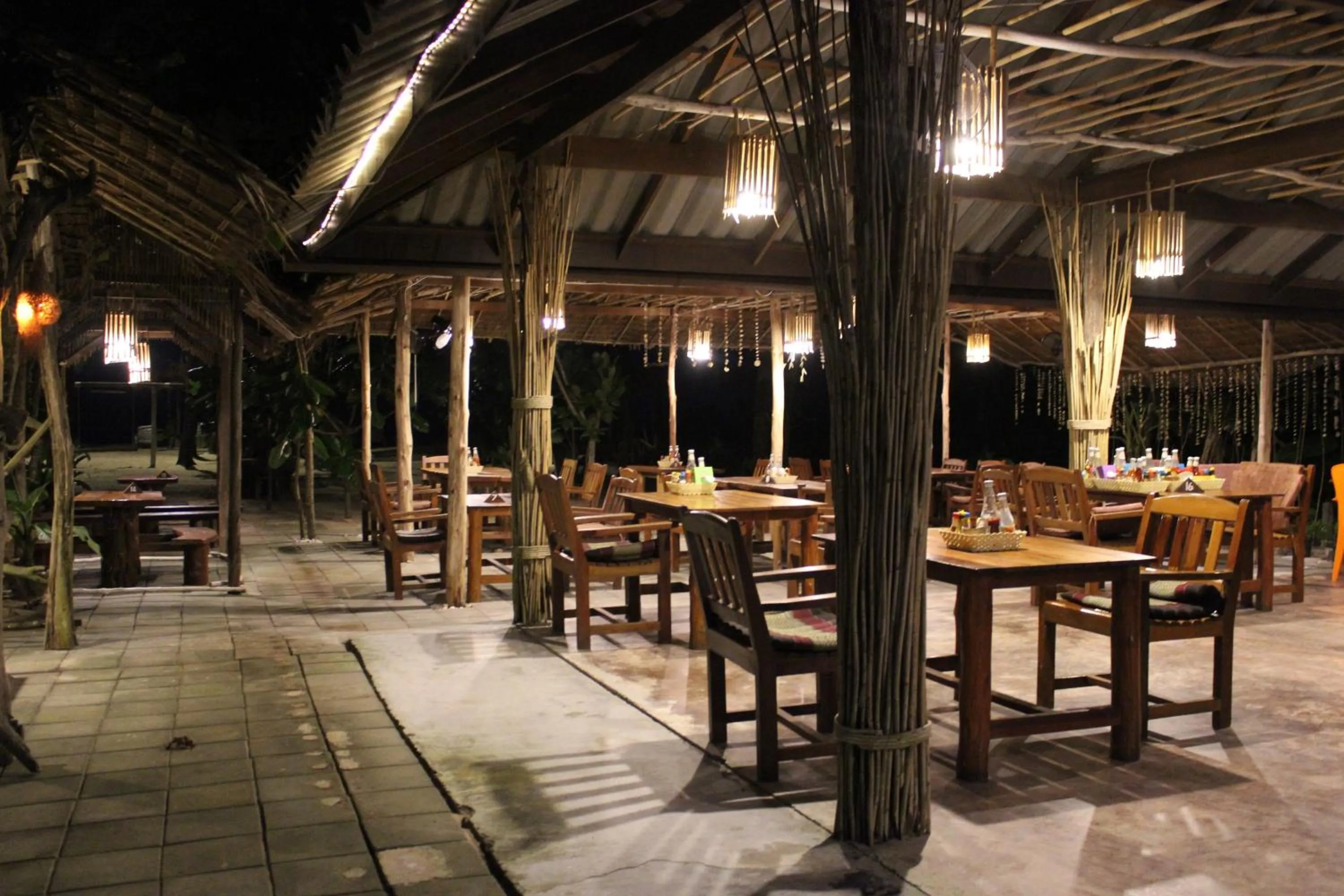 Restaurant/places to eat in Cousin Koh Kho Khao Beach