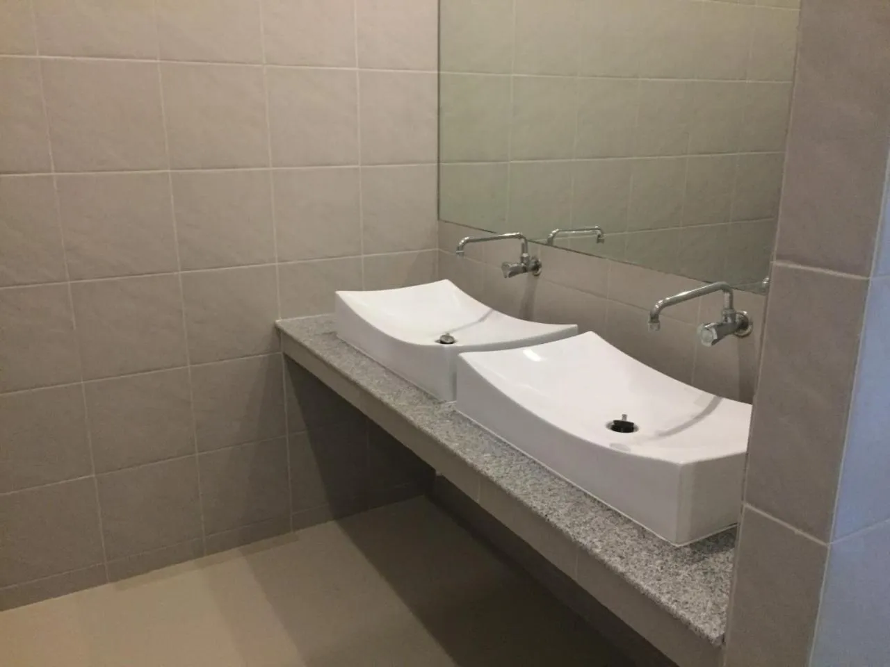 Bathroom in Cousin Koh Kho Khao Beach