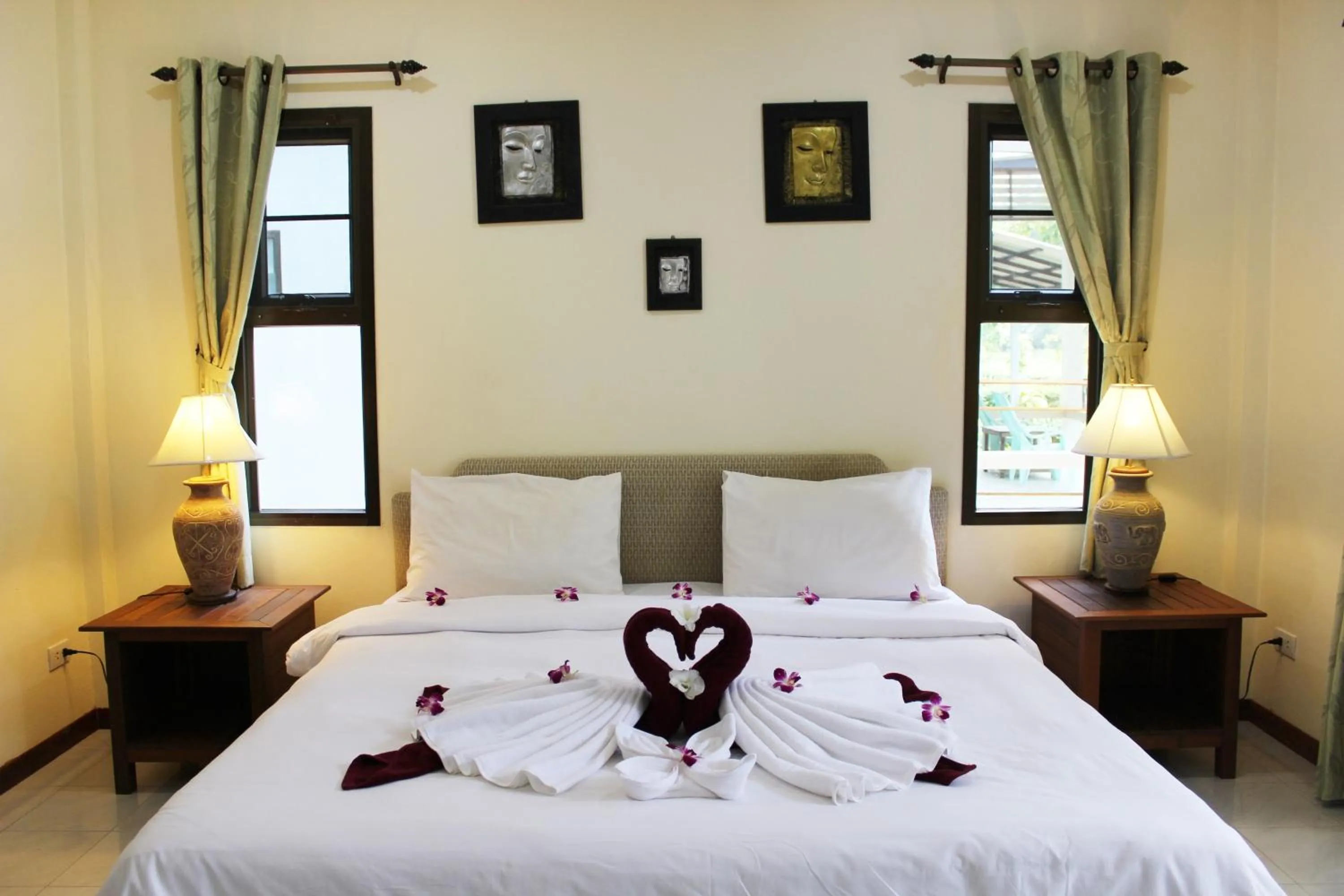 Bedroom, Bed in Cousin Koh Kho Khao Beach