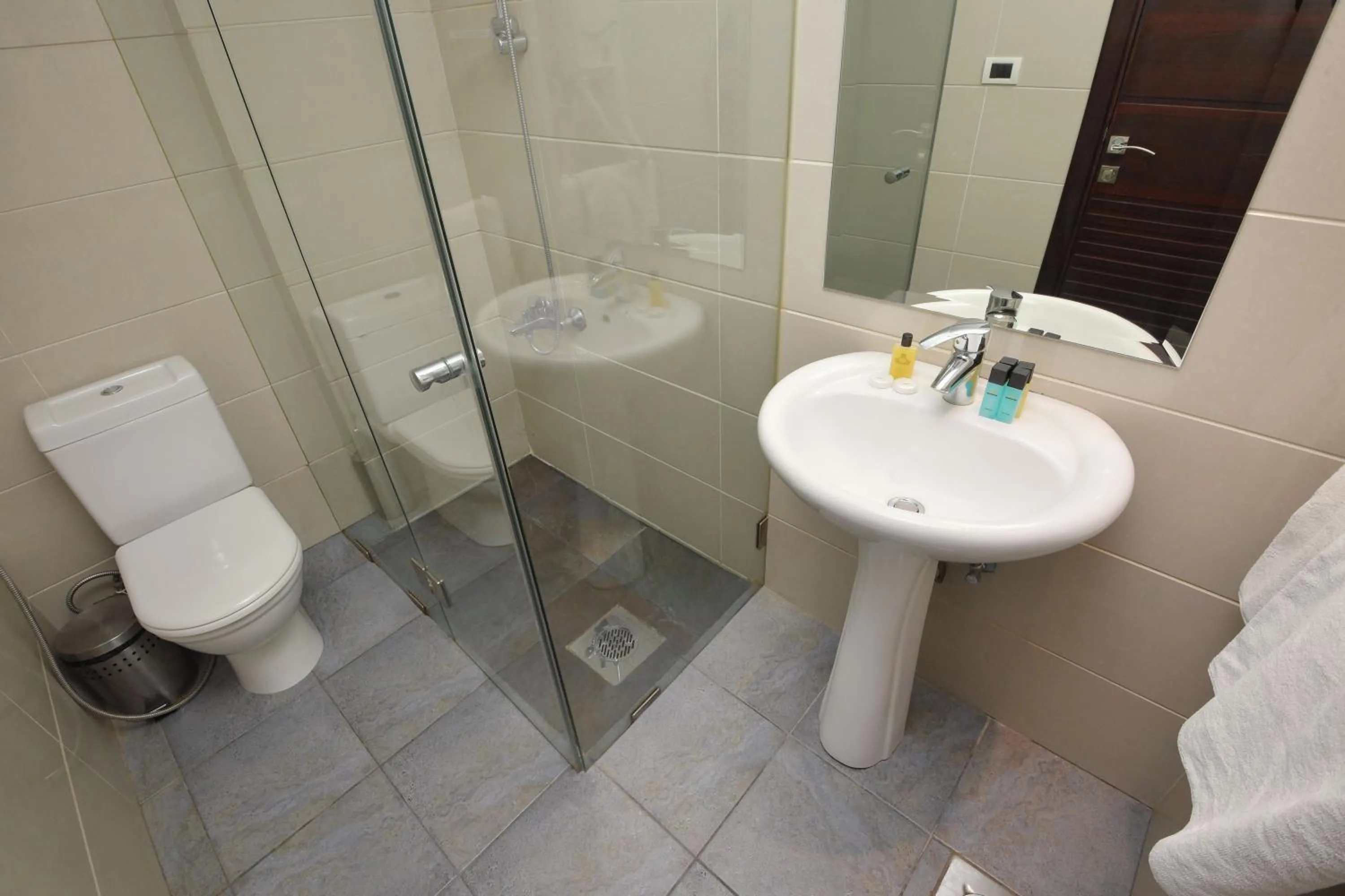 Bathroom in Hollywood Inn Boutique Hotel