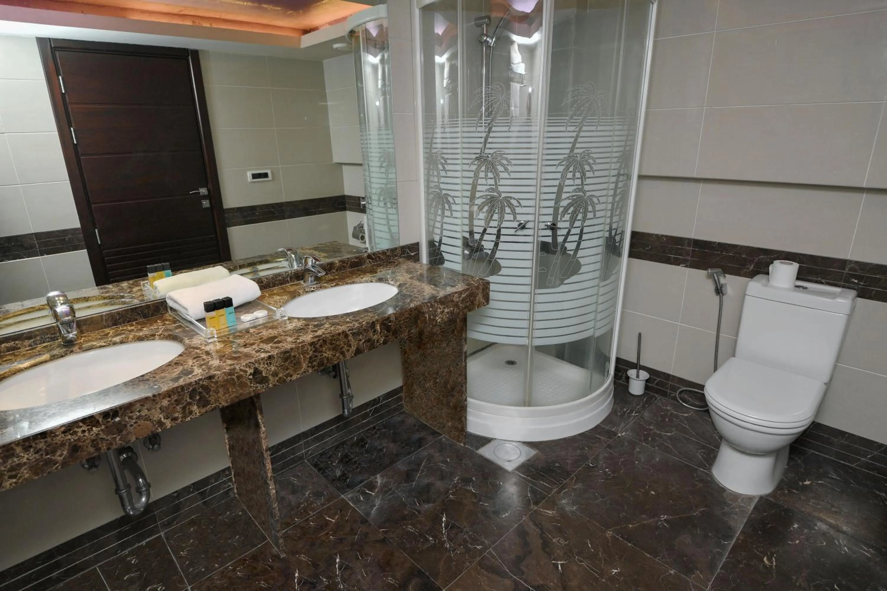 Bathroom in Hollywood Inn Boutique Hotel