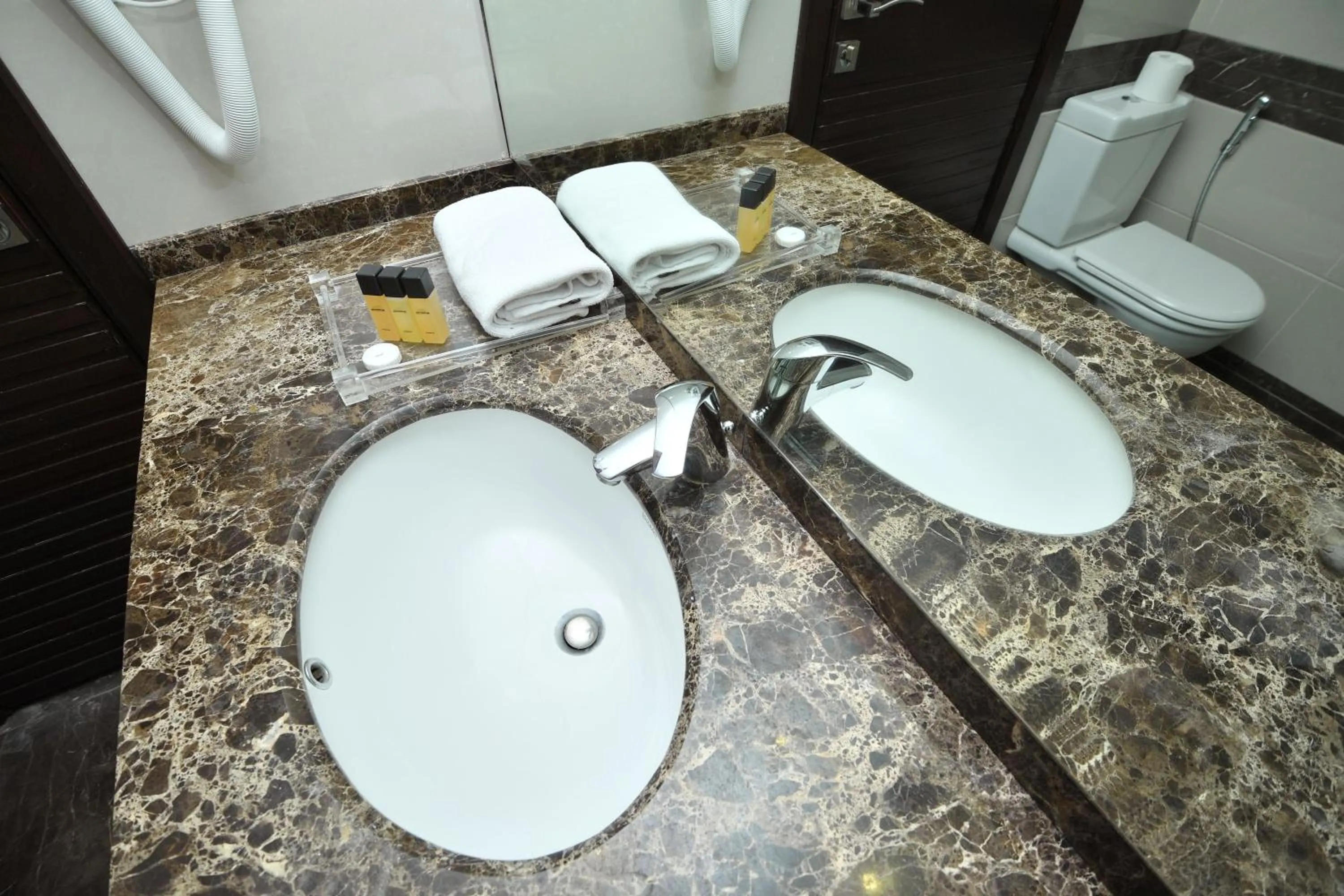 Bathroom in Hollywood Inn Boutique Hotel