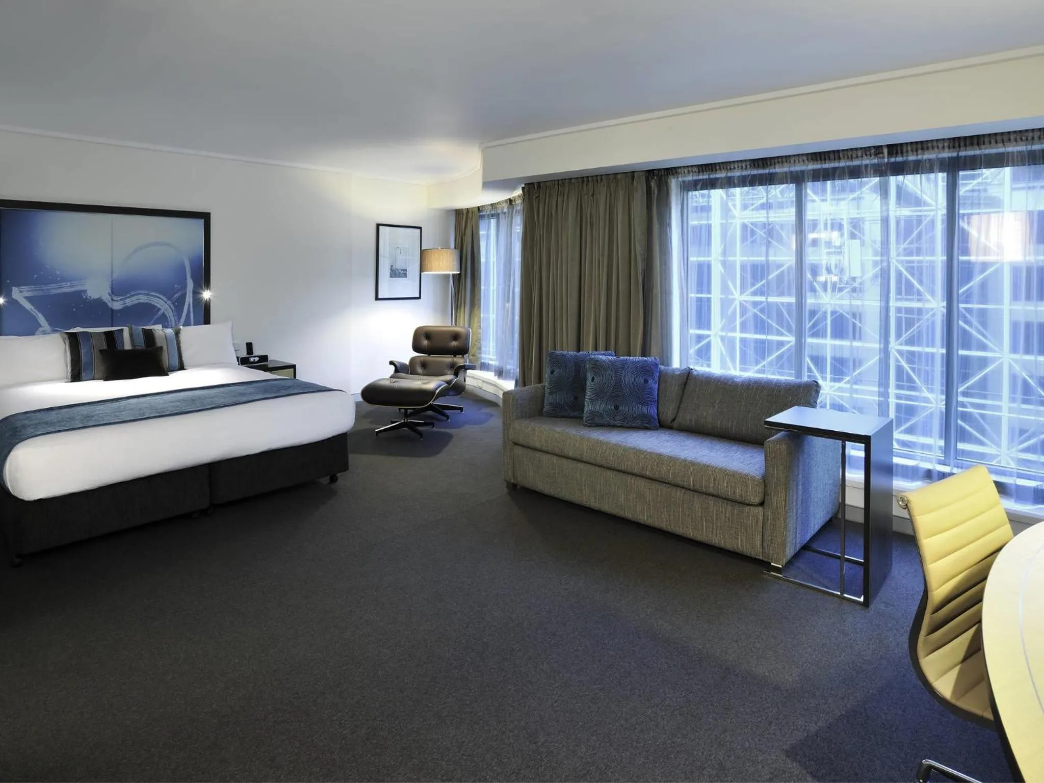 Bedroom, Bed in Novotel Melbourne On Collins