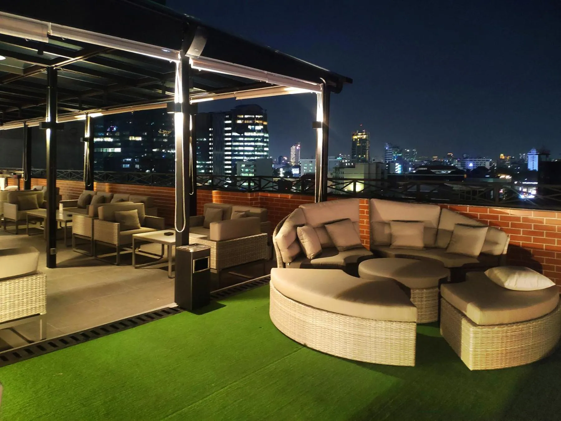 Lounge or bar in Erian Hotel