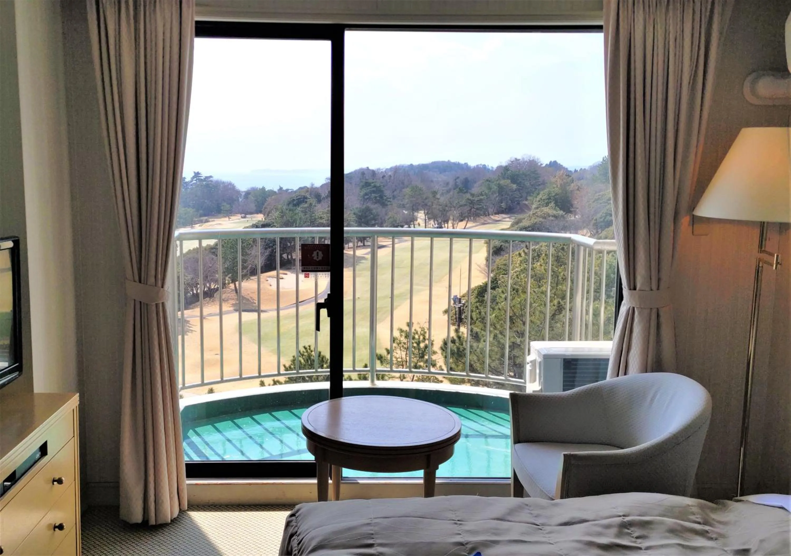 View (from property/room), Bed in Onahama Ocean Hotel & Golf Club