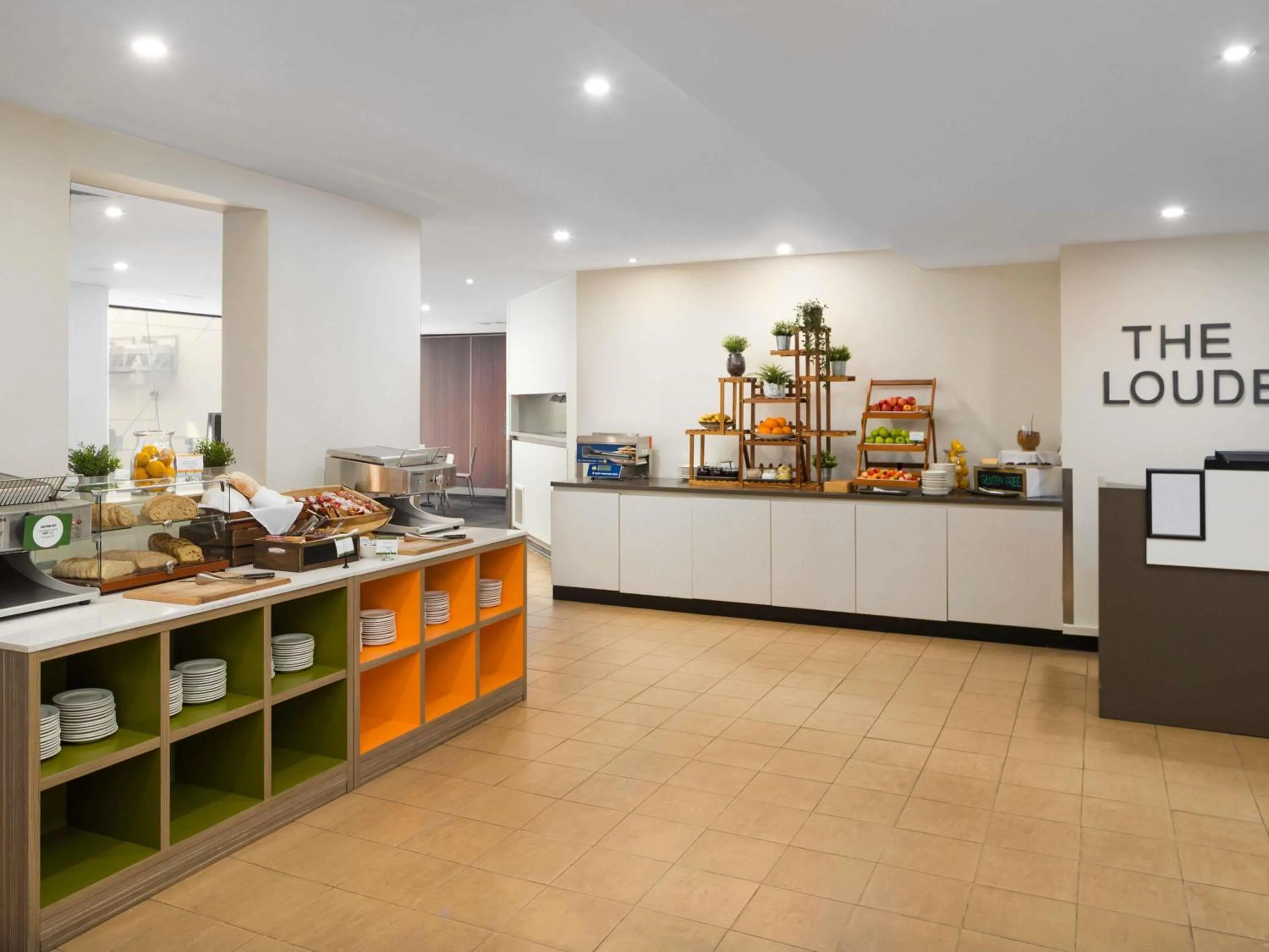 Property building in Mercure Welcome Melbourne