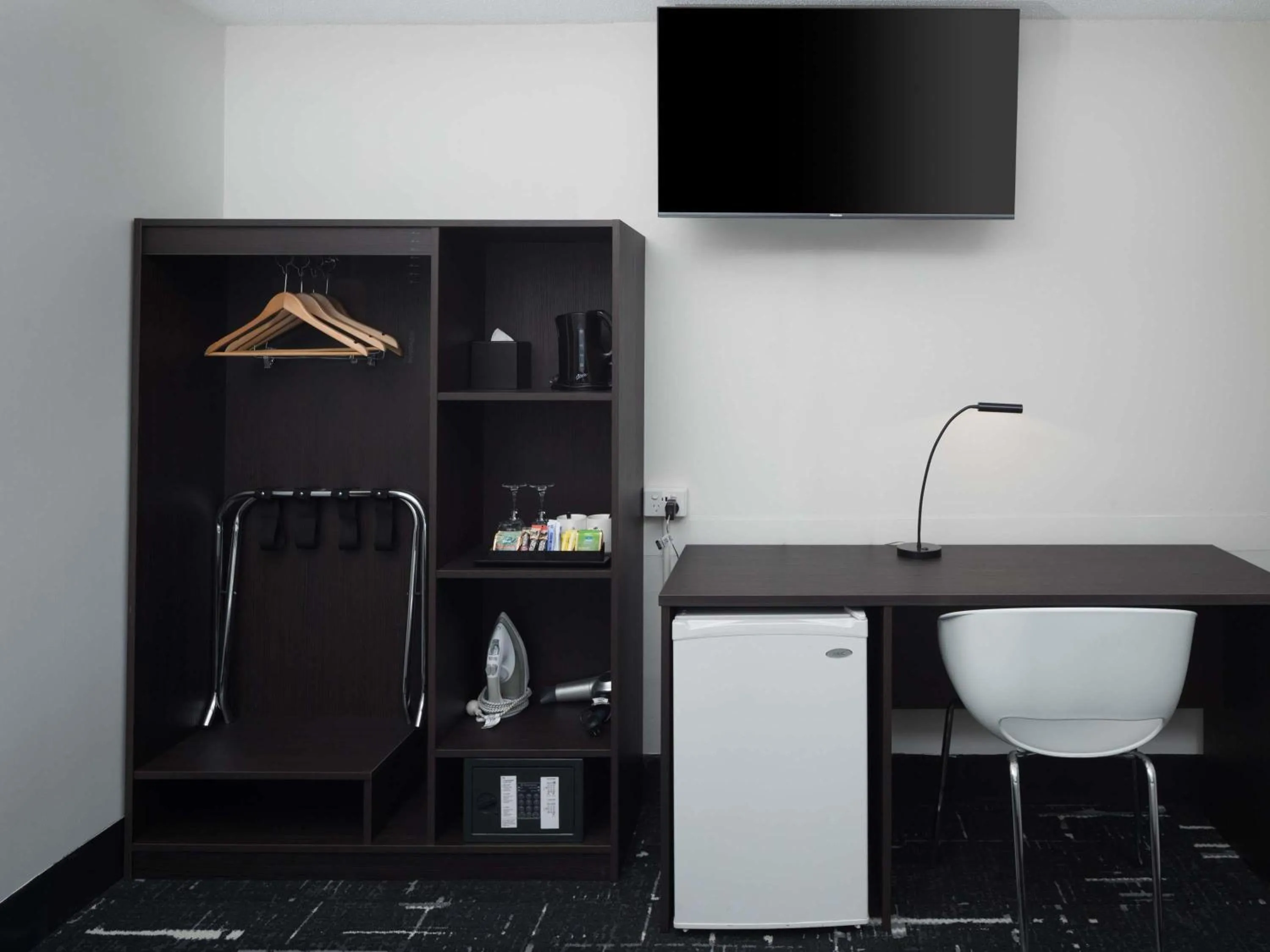 Bedroom in Mercure Welcome Melbourne