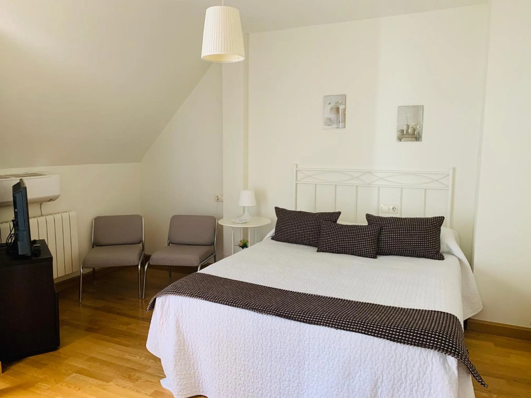 Bed in Aticos La Aliseda by Valdesierra