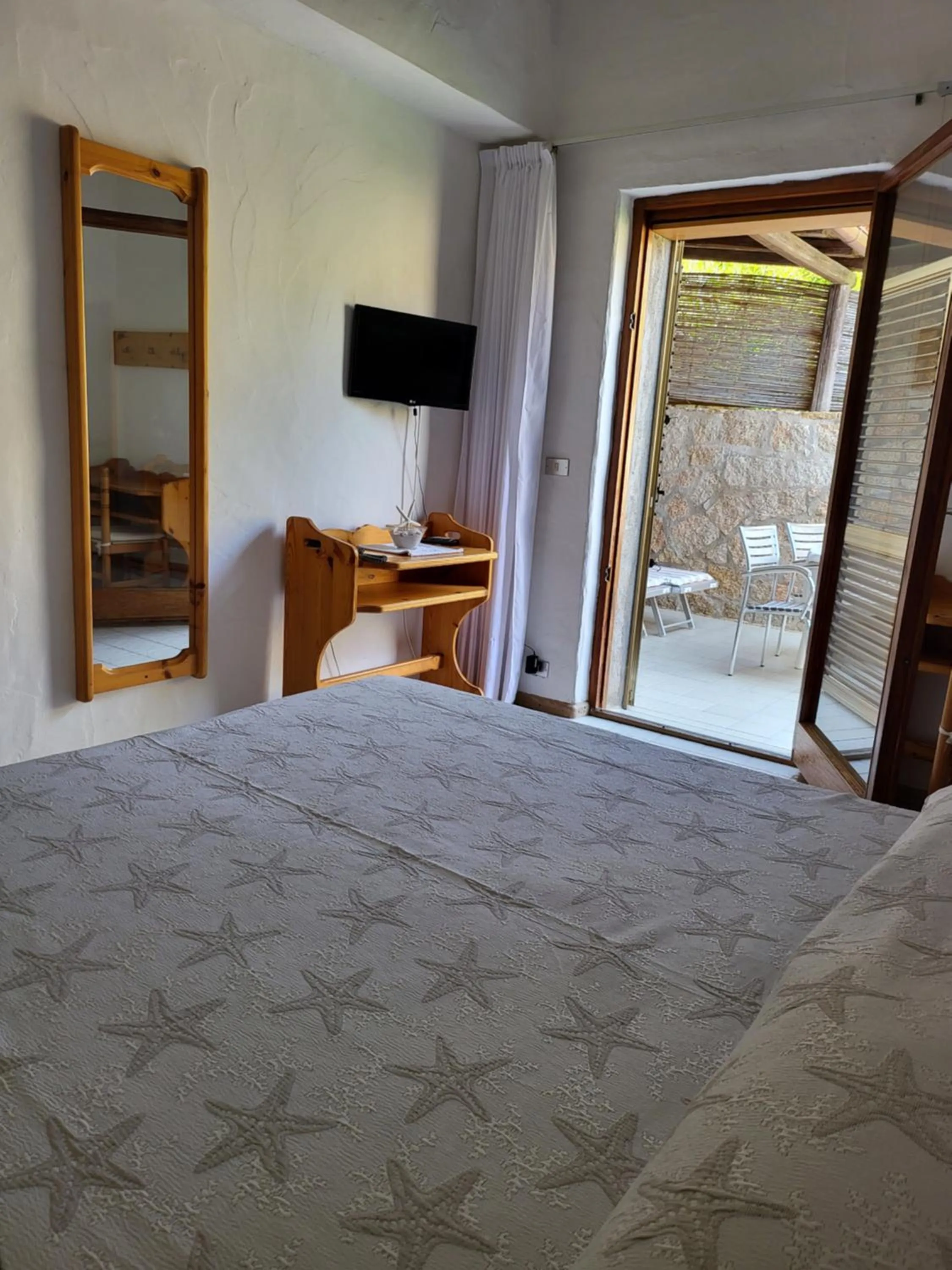 Photo of the whole room, Bed in Hotel Olimpia