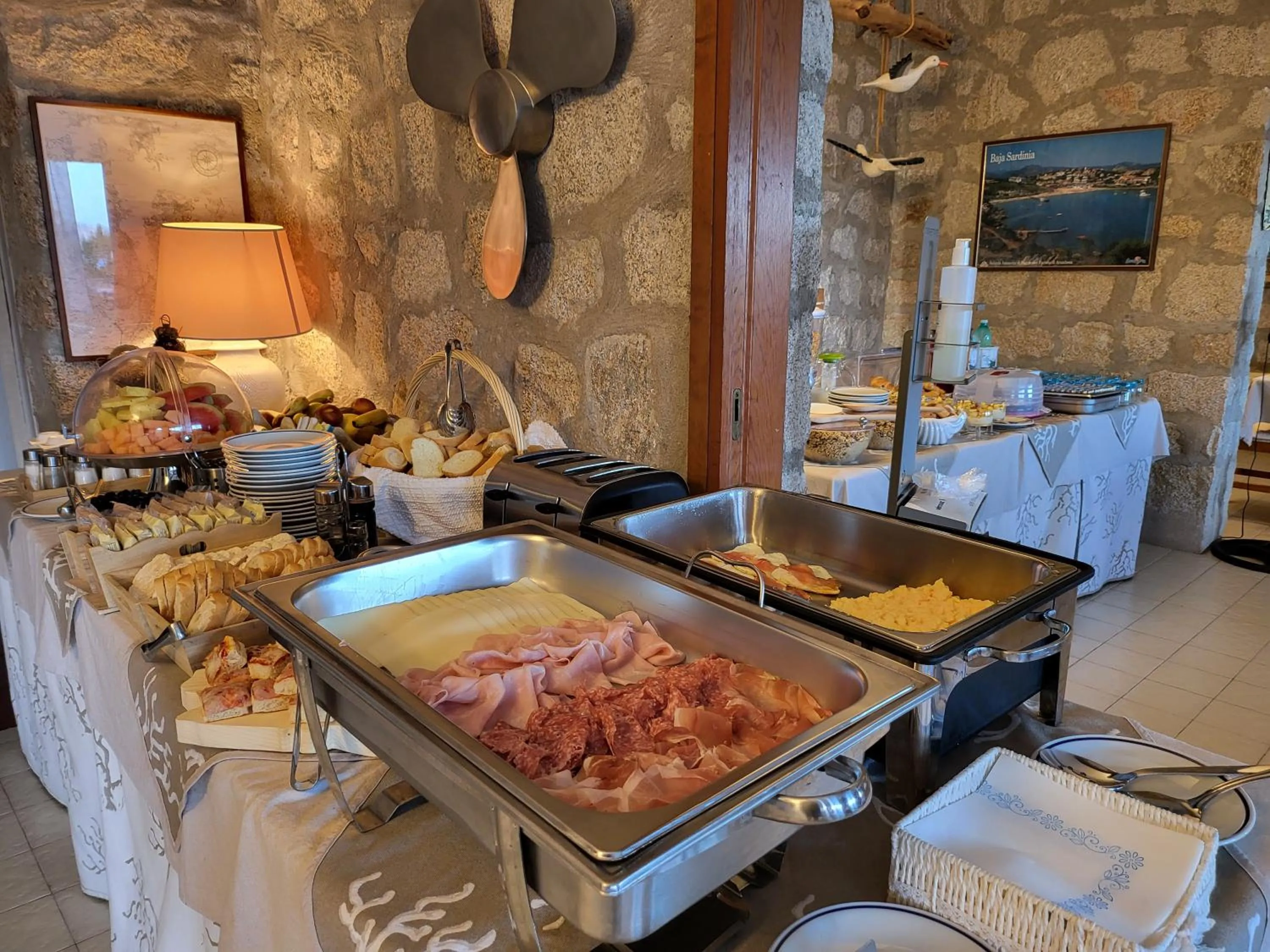 Food in Hotel Olimpia