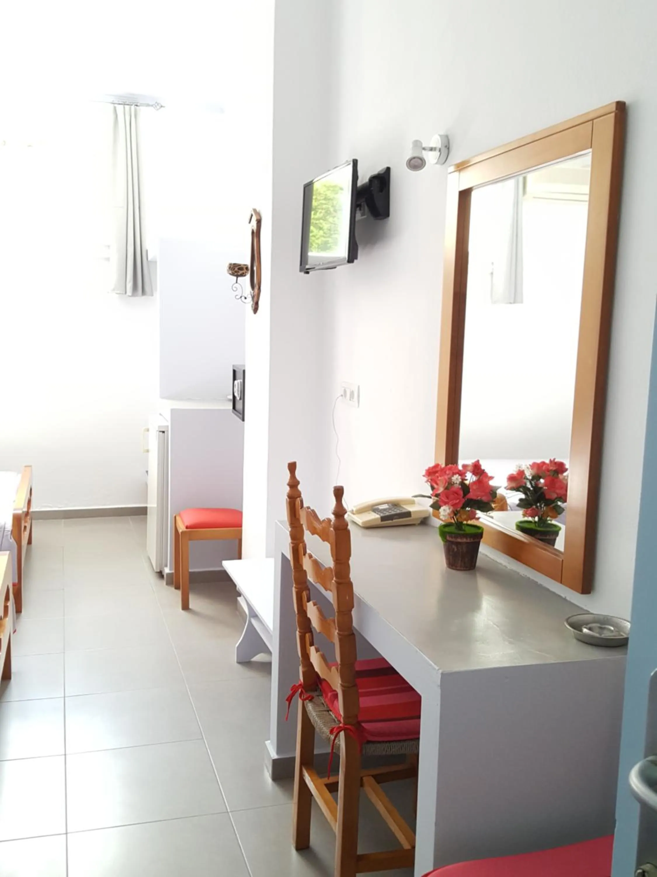 Decorative detail in Akis Hotel