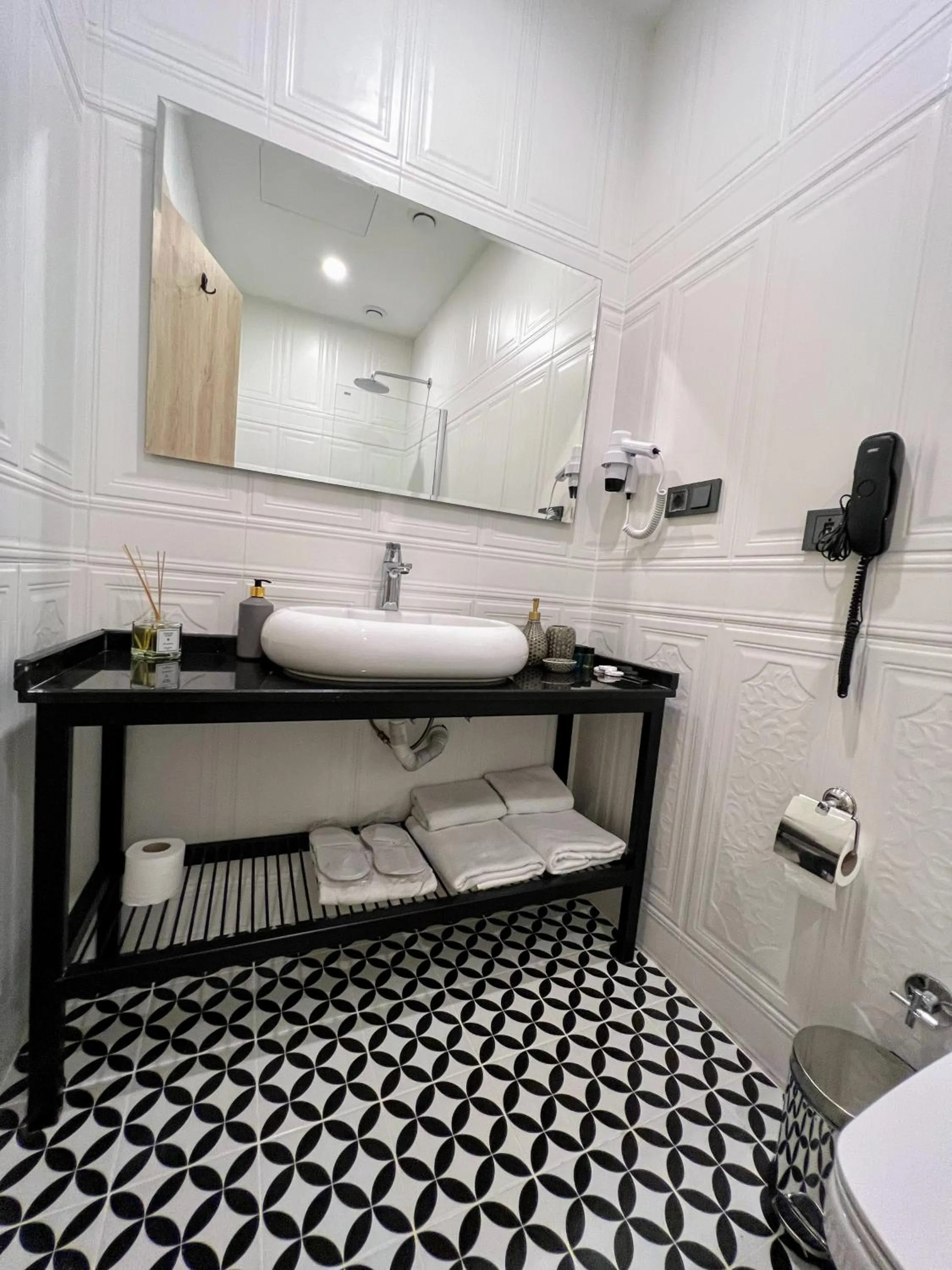 Bathroom in Life Point Hotel