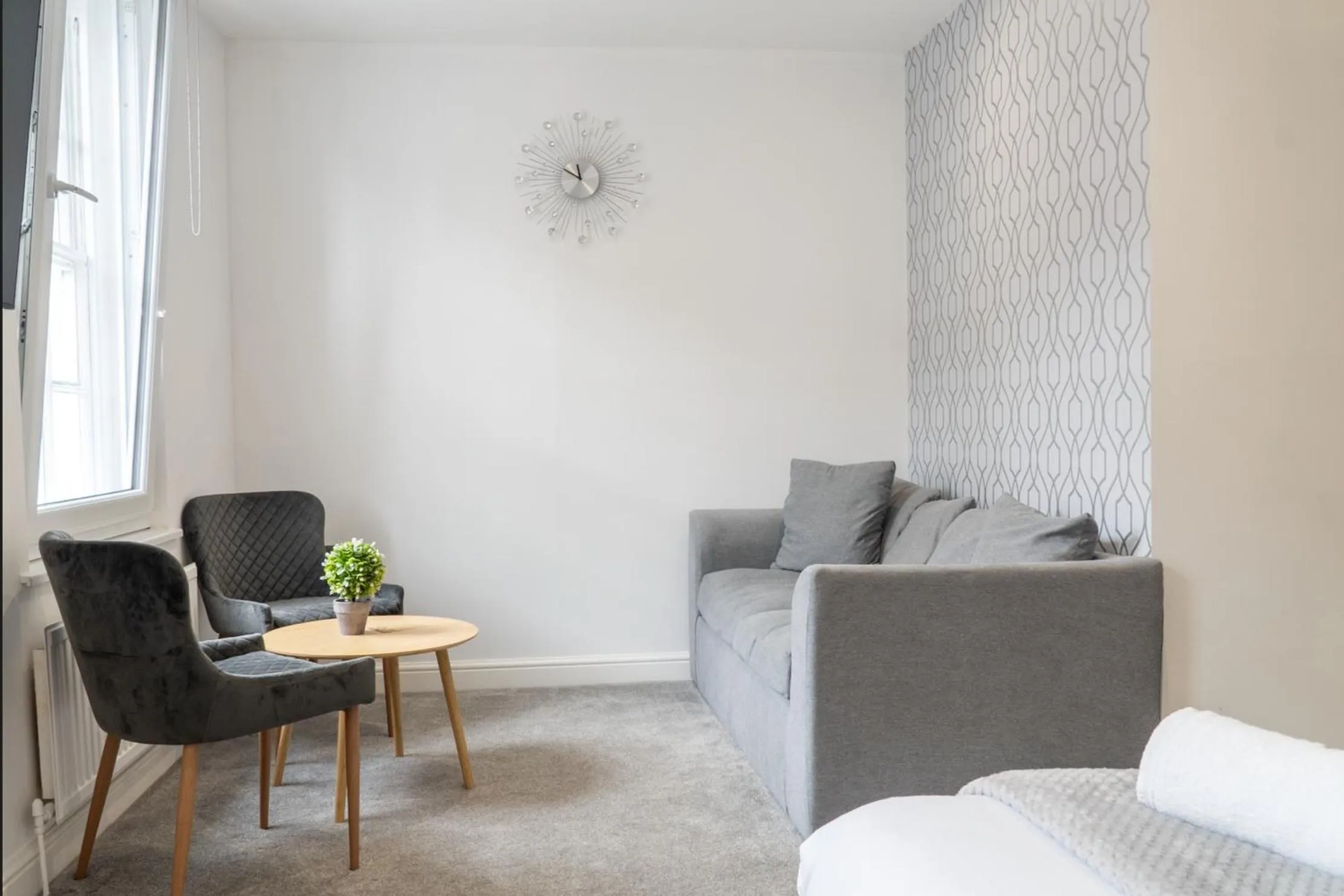 Bedroom in The Red Lion Hotel