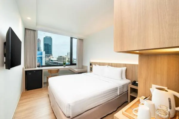 Bedroom, Bed in VIC 3 Bangkok Hotel