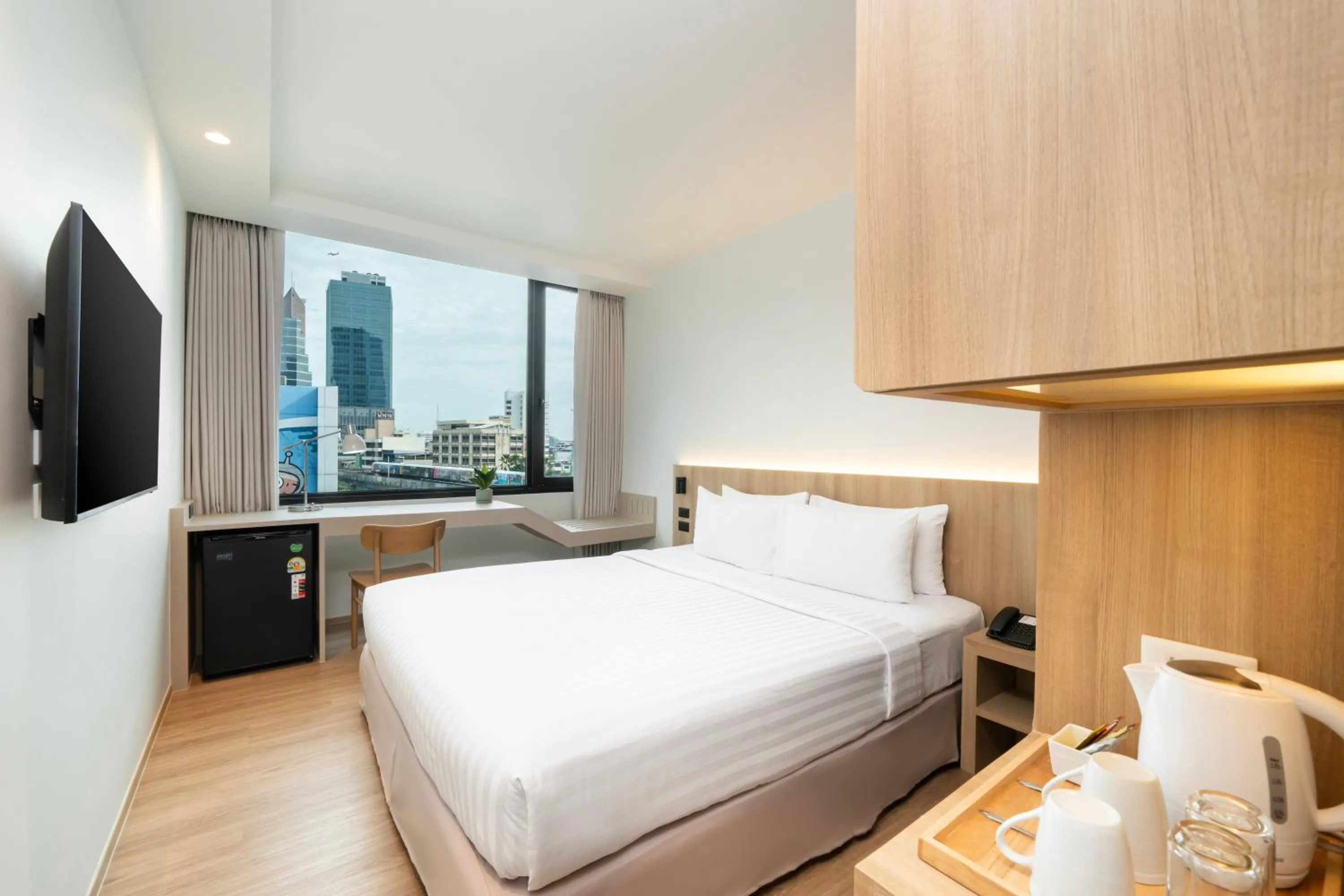 Bedroom, Bed in VIC 3 Bangkok Hotel