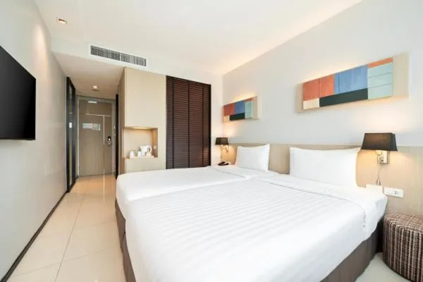 Bedroom, Bed in VIC 3 Bangkok Hotel