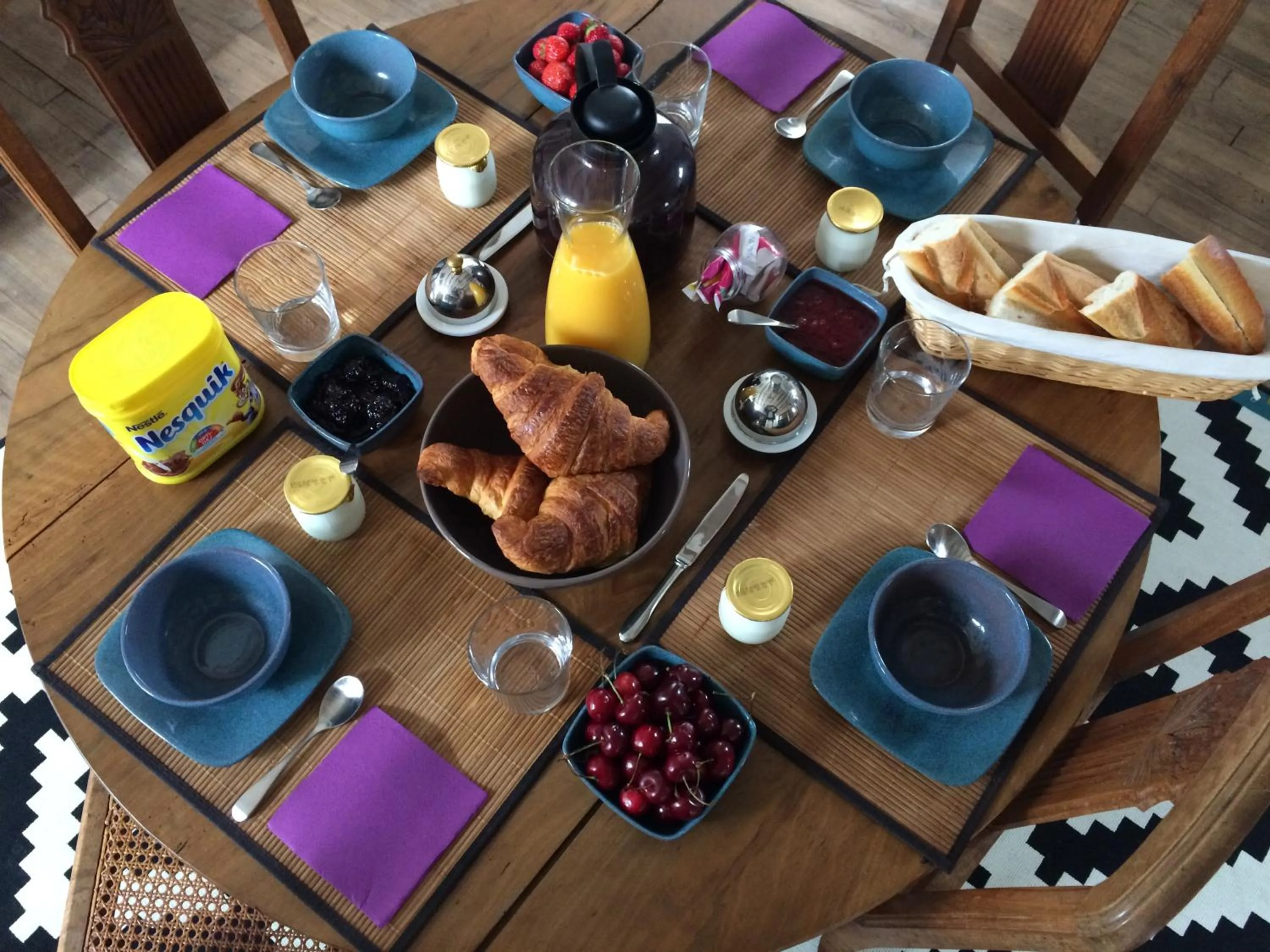 Dining area in La Maison