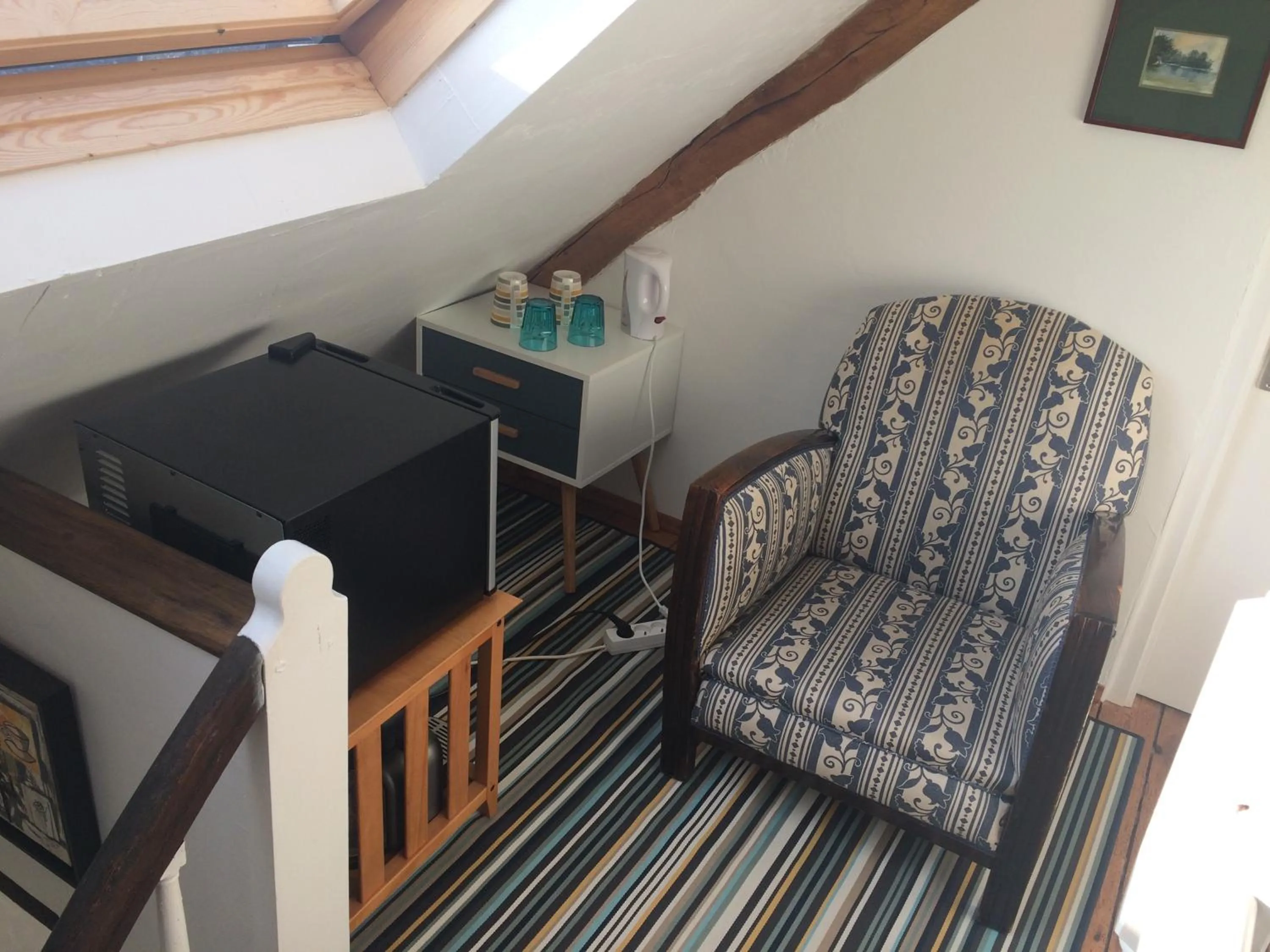 Coffee/tea facilities in La Maison