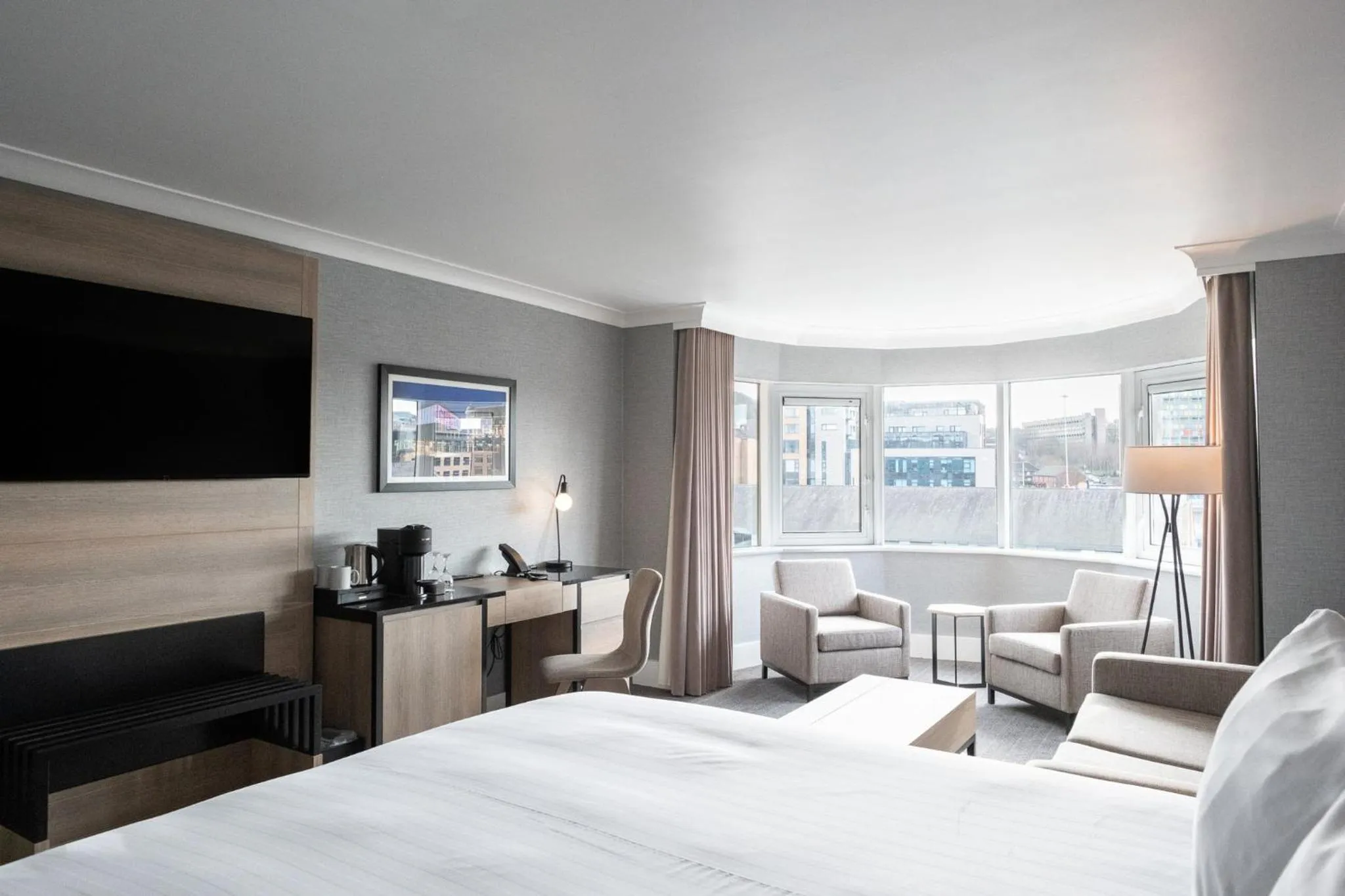 Photo of the whole room, Bed in Sandman Signature Sheffield Quays Hotel