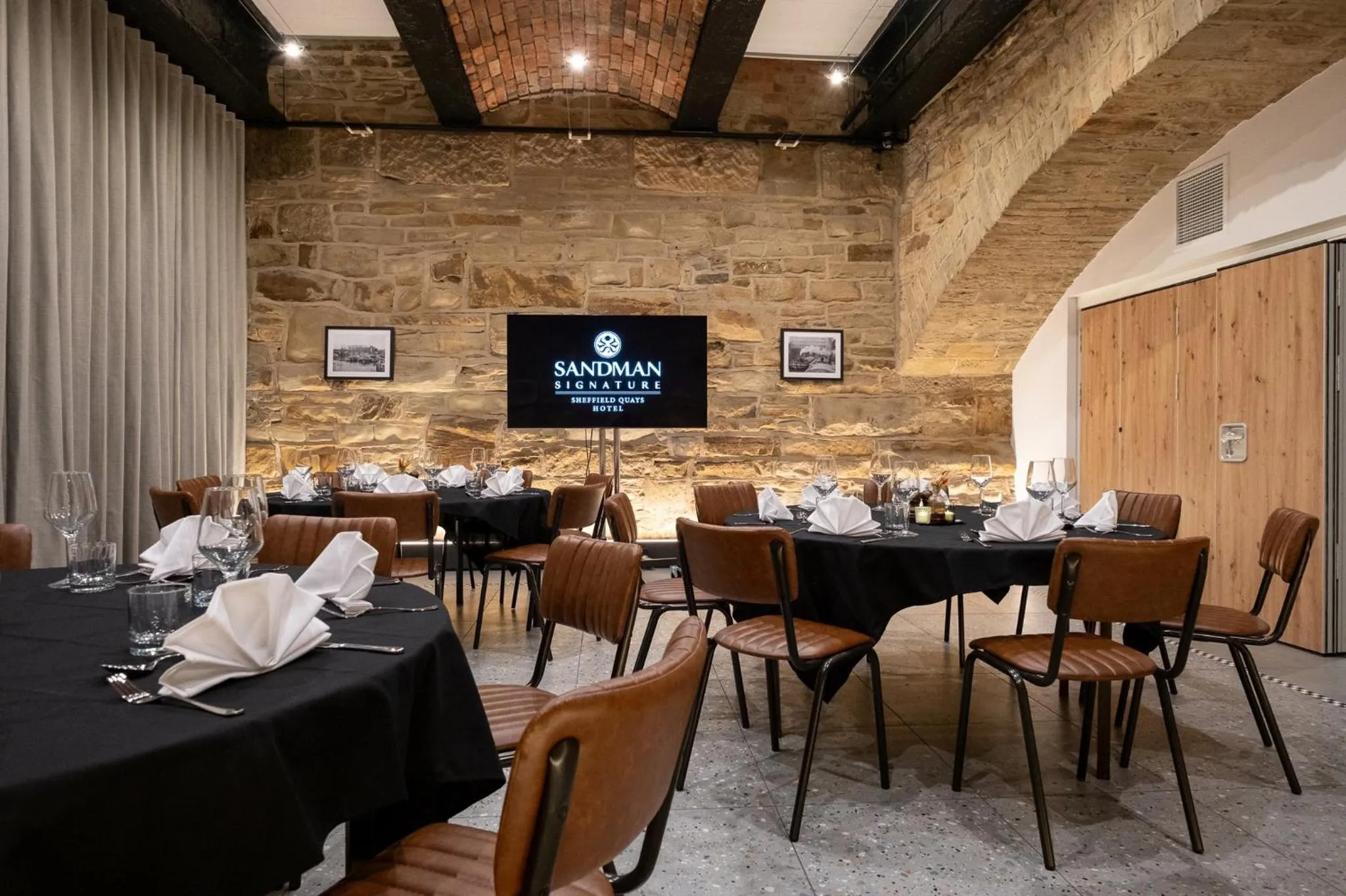 Meeting/conference room in Sandman Signature Sheffield Quays Hotel